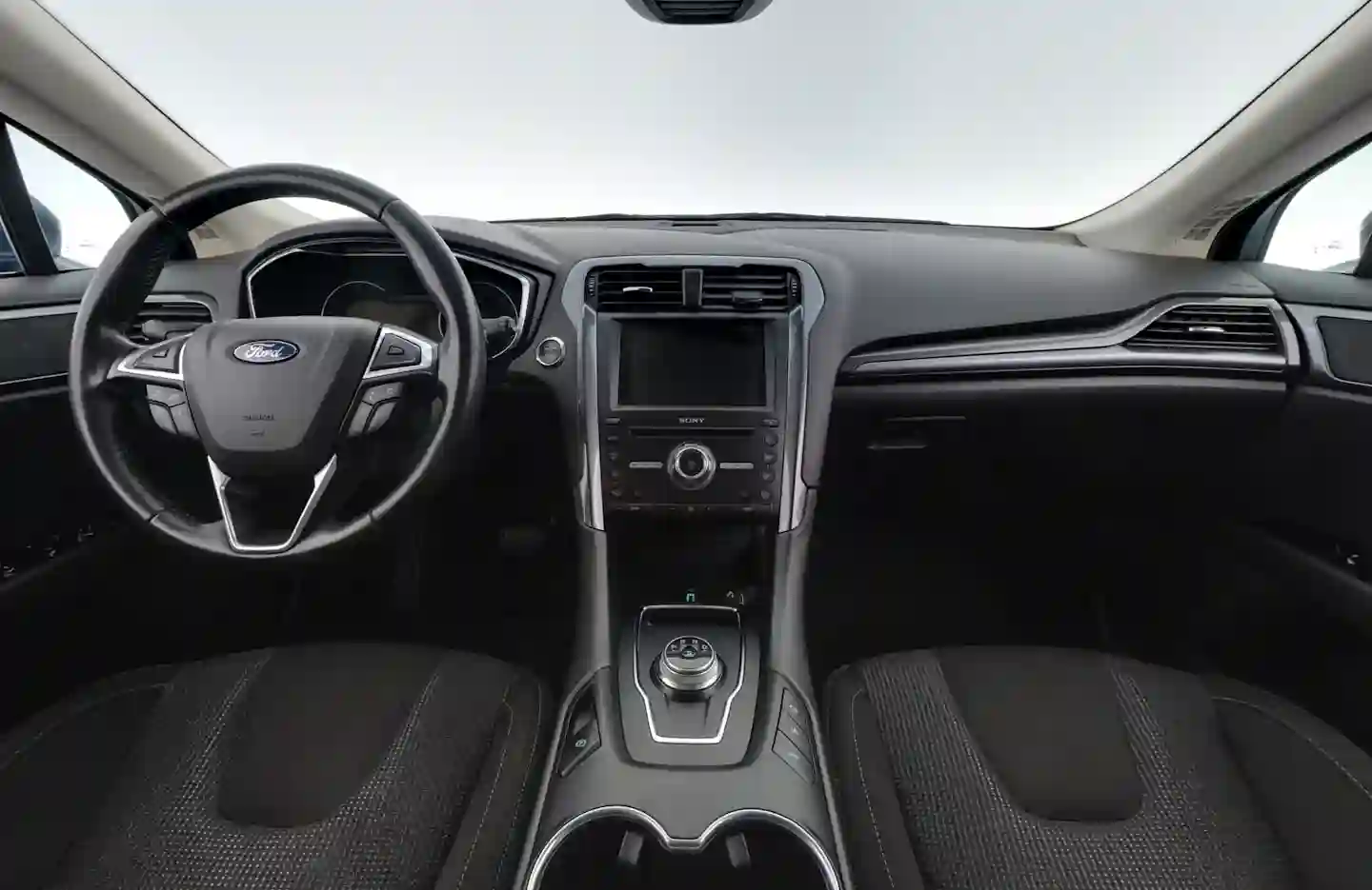 Car Image - vsaJnva9tDImxxAErayg4