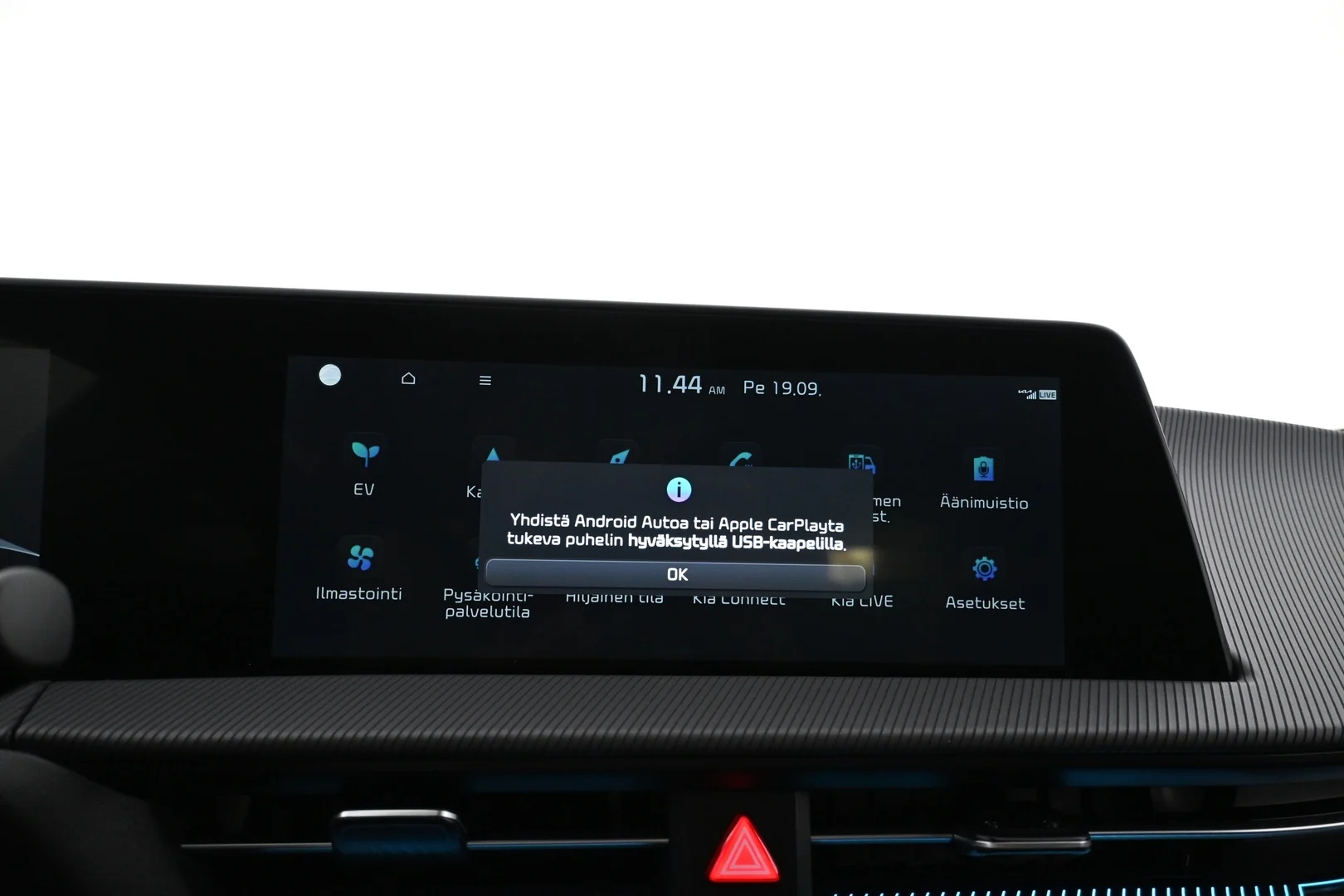 Car Image - 6mRfzHU6M9lTI6ry79XOQu