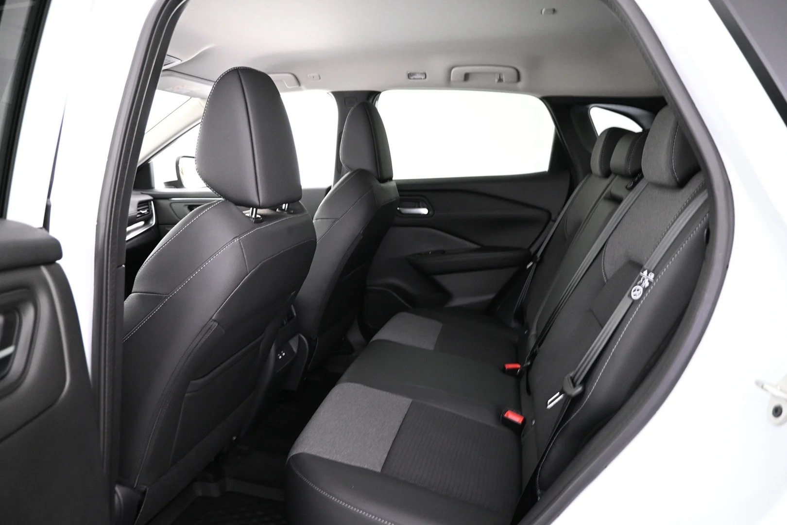 Car Image - 6rvdOFG29ARFzOMMS7MFDf