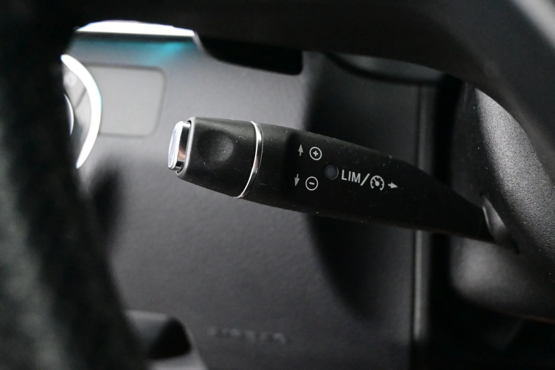 Car Image - 28F3I2xRyCQvSFwtdEgKbo