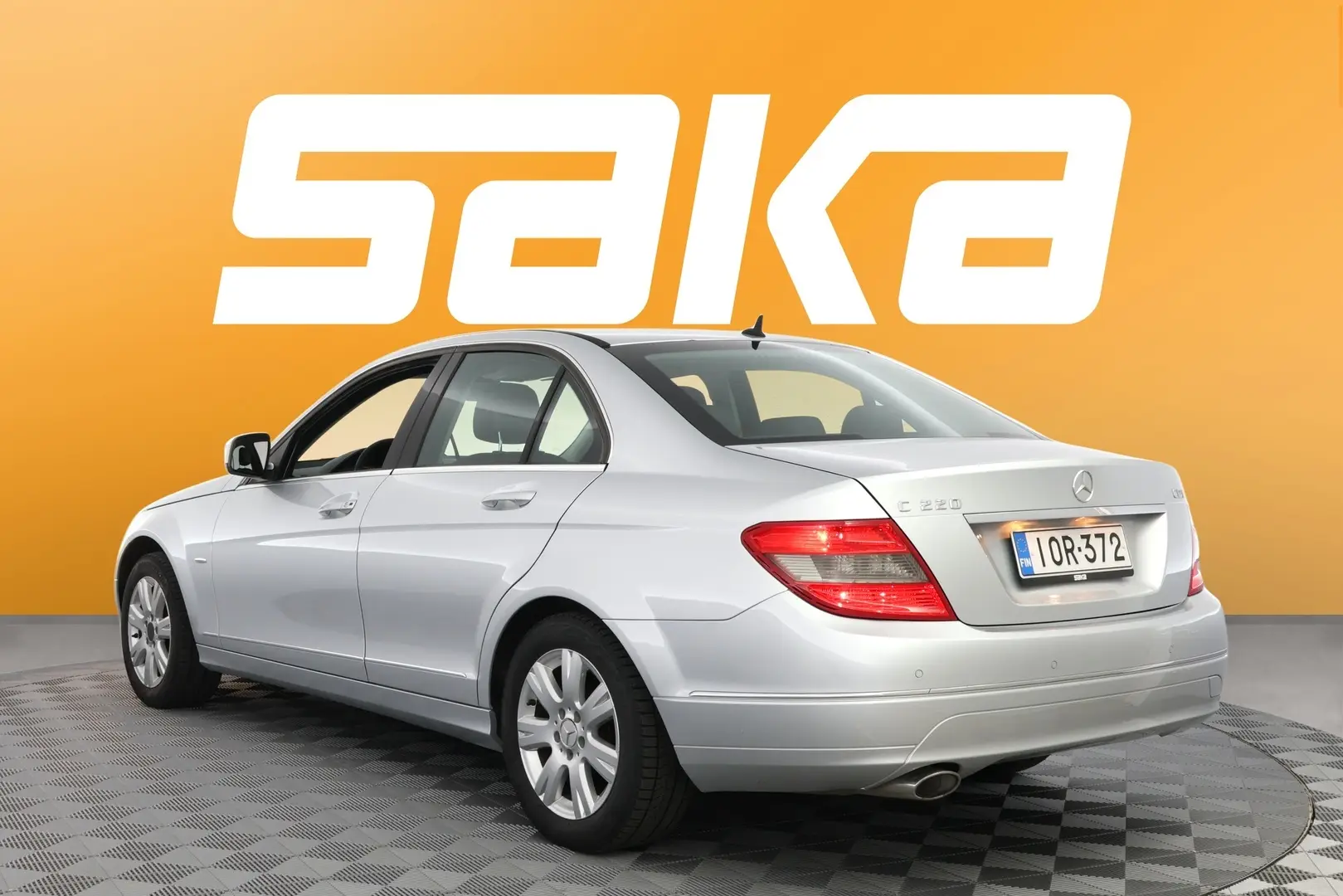 Car Image - sQucPQB42NiRSzhr1iV8R