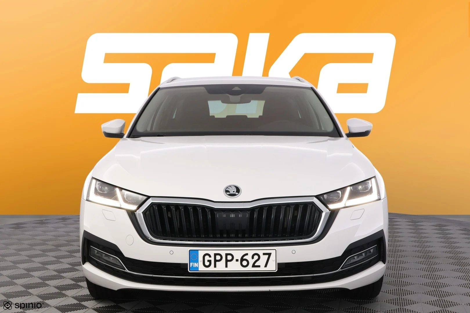 Car Image - 7uhLO6zCgqK79udeaDwj9N
