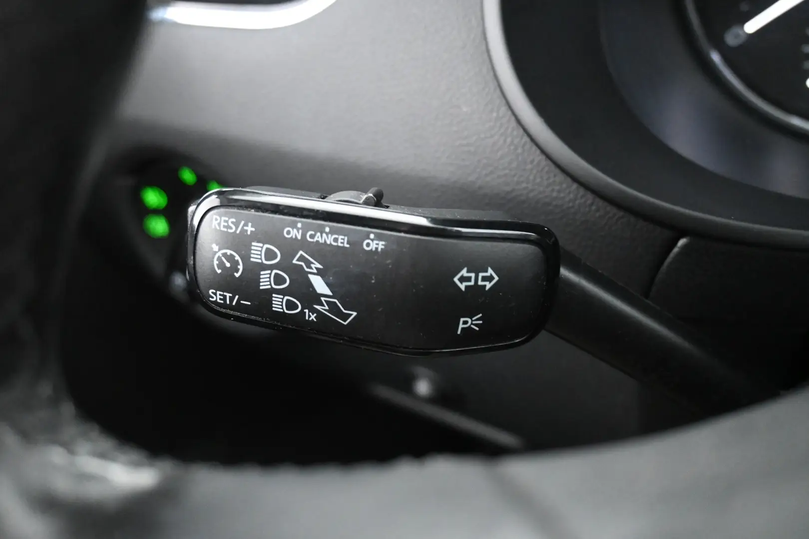Car Image - 6yMxWjX03Laa2pMuPRhQwv