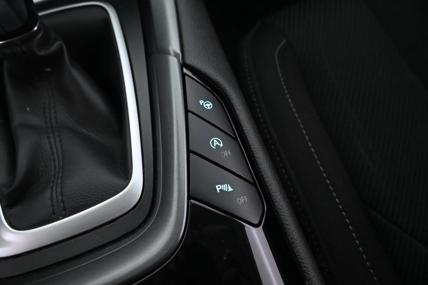 Car Image - 3ysM5DYewEmg9R5RETZ0o6