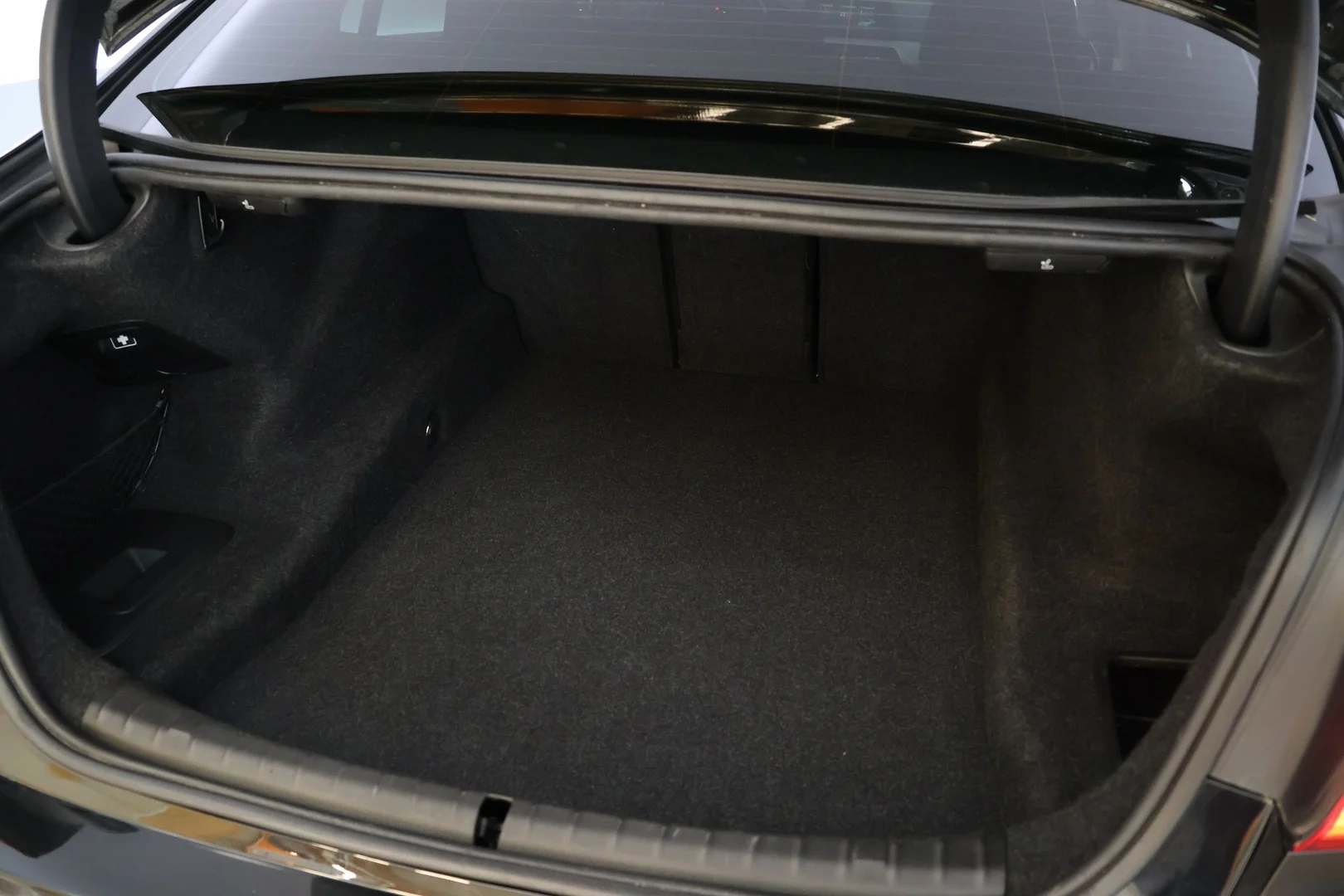 Car Image - 4hzScR5EF0cxHhK91yRTWZ