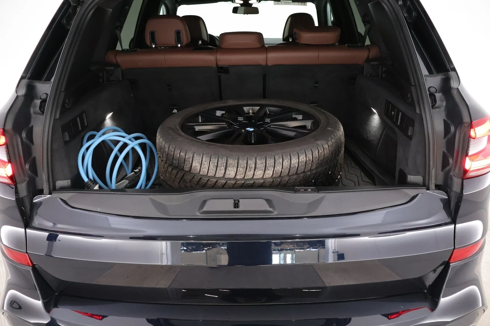 Car Image - 2cG4PzRxBoK6DGMt3IVOck