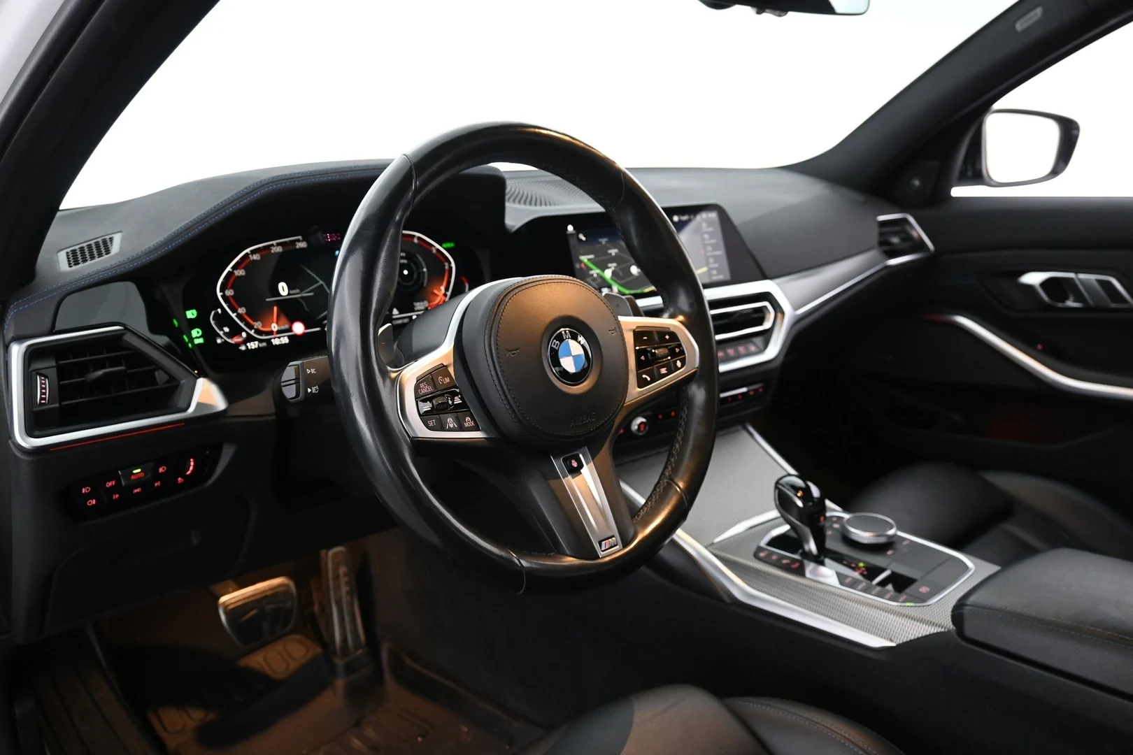 Car Image - 6tshzLmCQGwEpMjut2dw9b