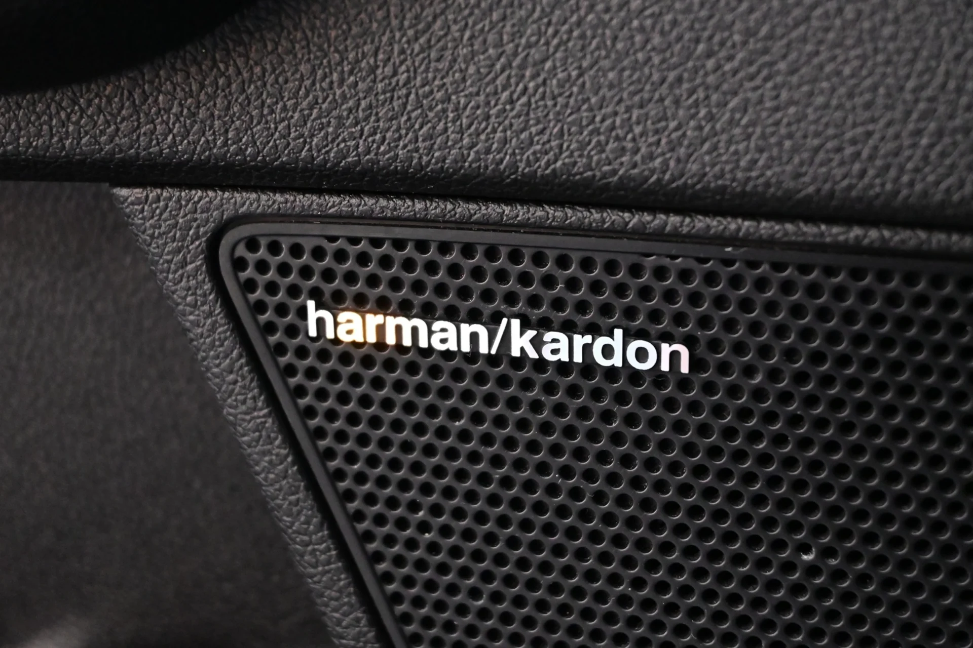 Car Image - 7zdTMHbSbLkOxYrMuCMkRQ