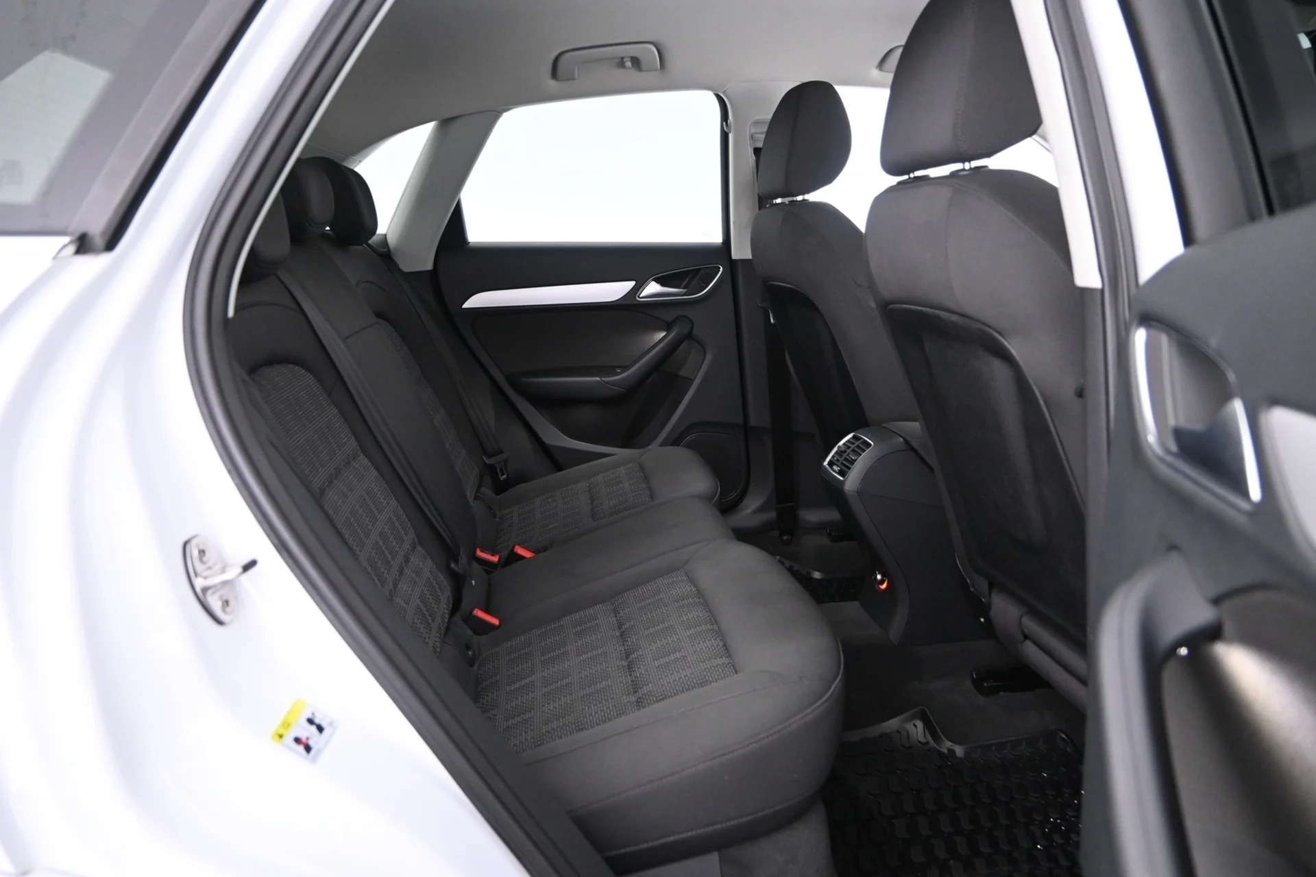 Car Image - 2fzdt5UxIxjgivujlBvBBm