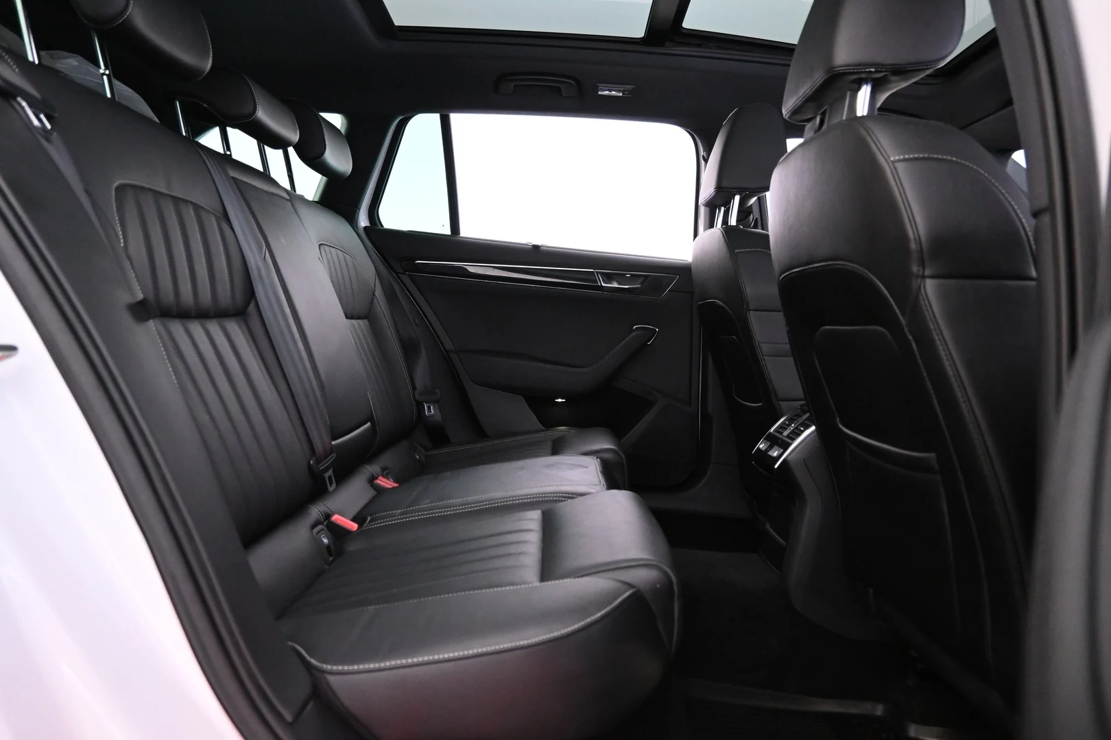 Car Image - 5PLYVYvykWJPMKQ0S0vq1E