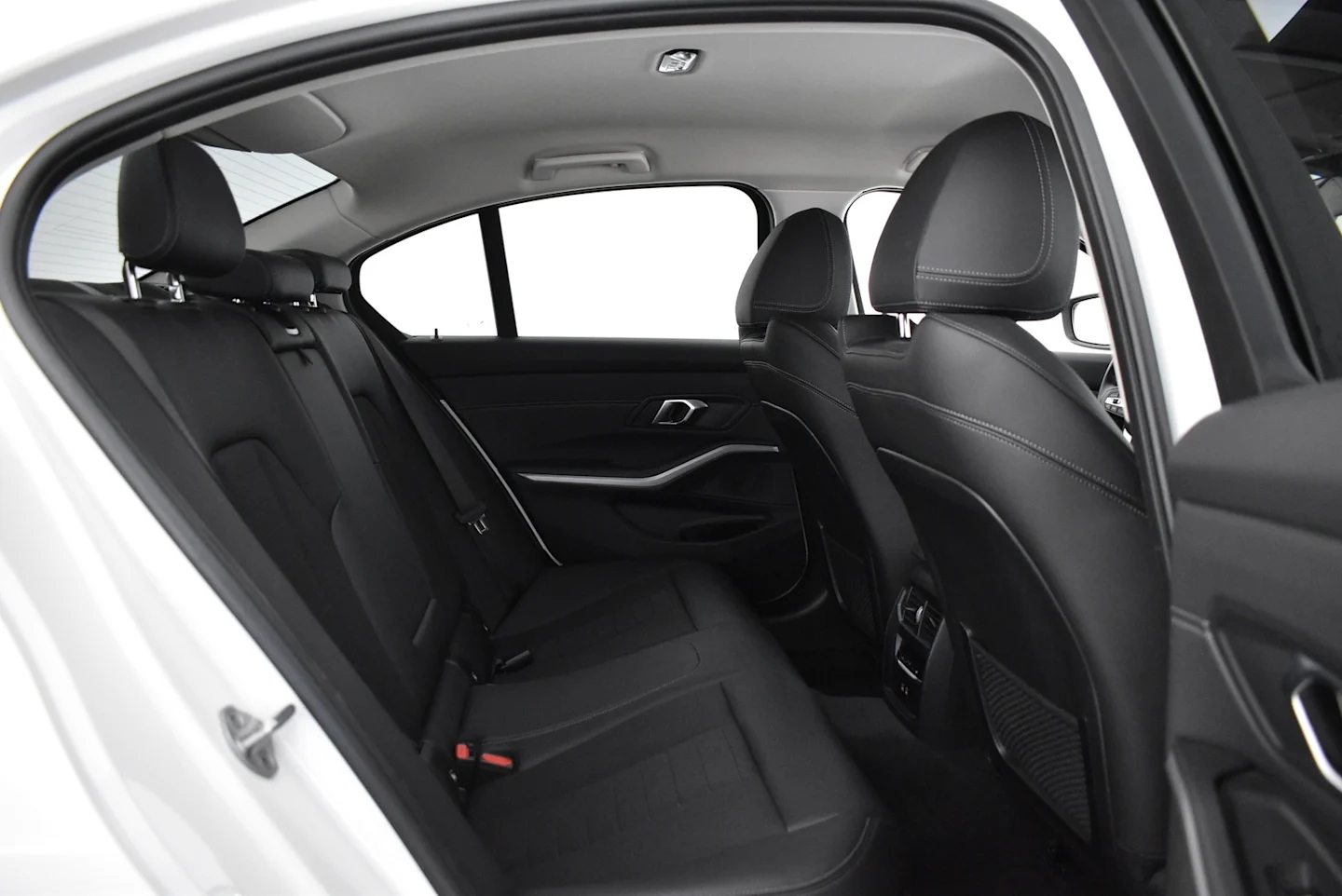 Car Image - 7JxRq7bjGs6APrnf34FZD9