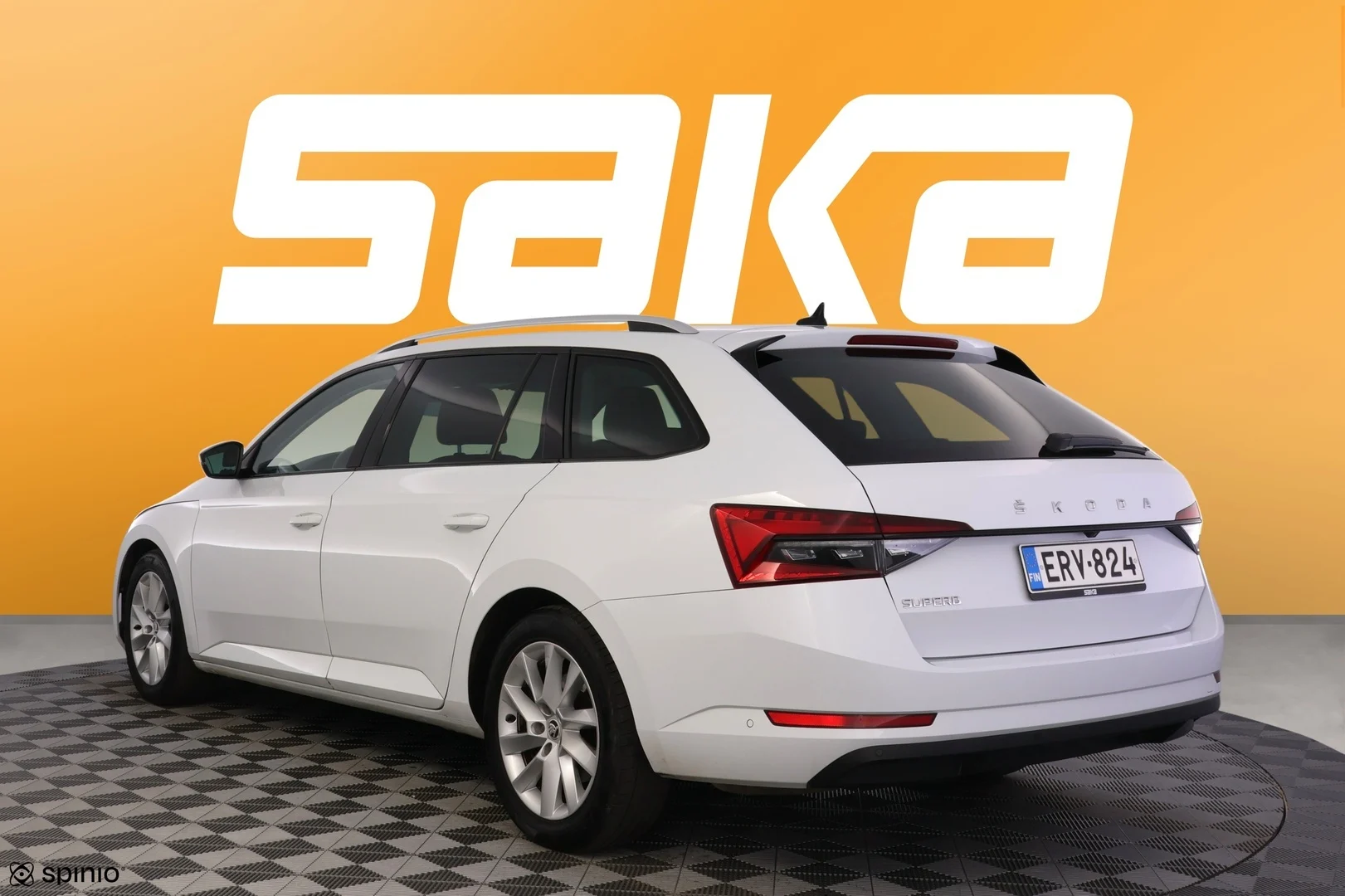 Car Image - 4l6YiS1ywvjkikTaTvpOq8
