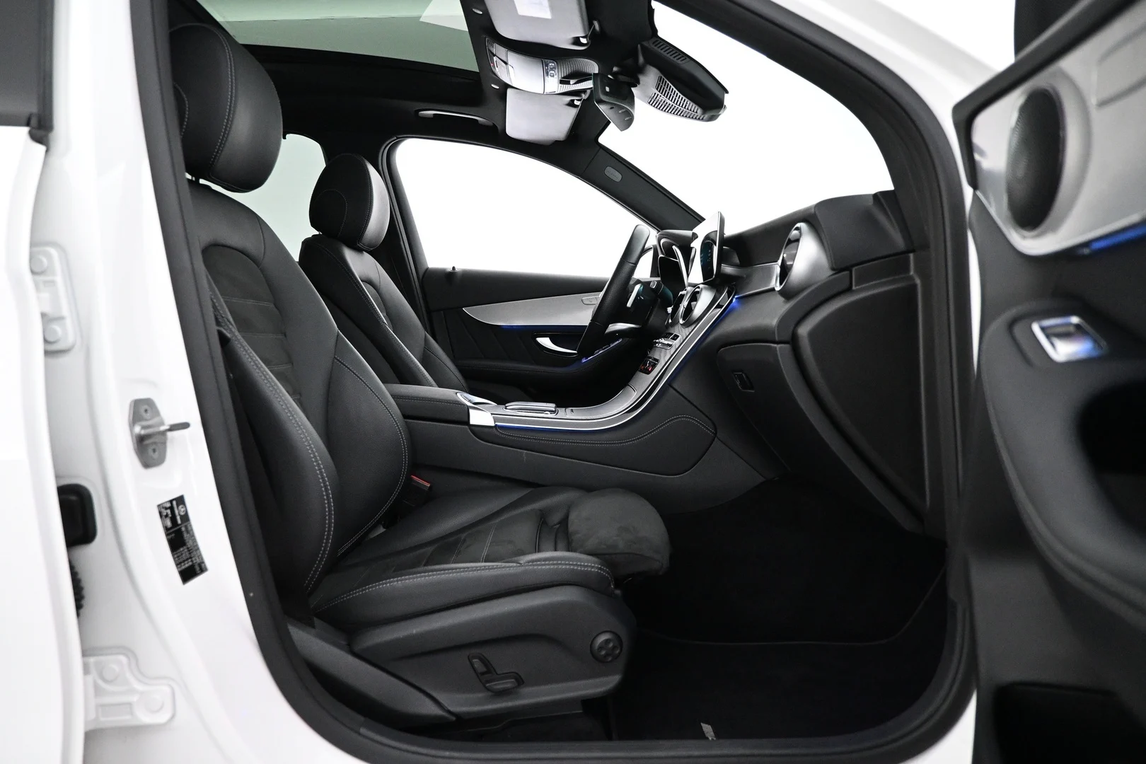 Car Image - 2yZABJC26y1MSVnxplToZ7