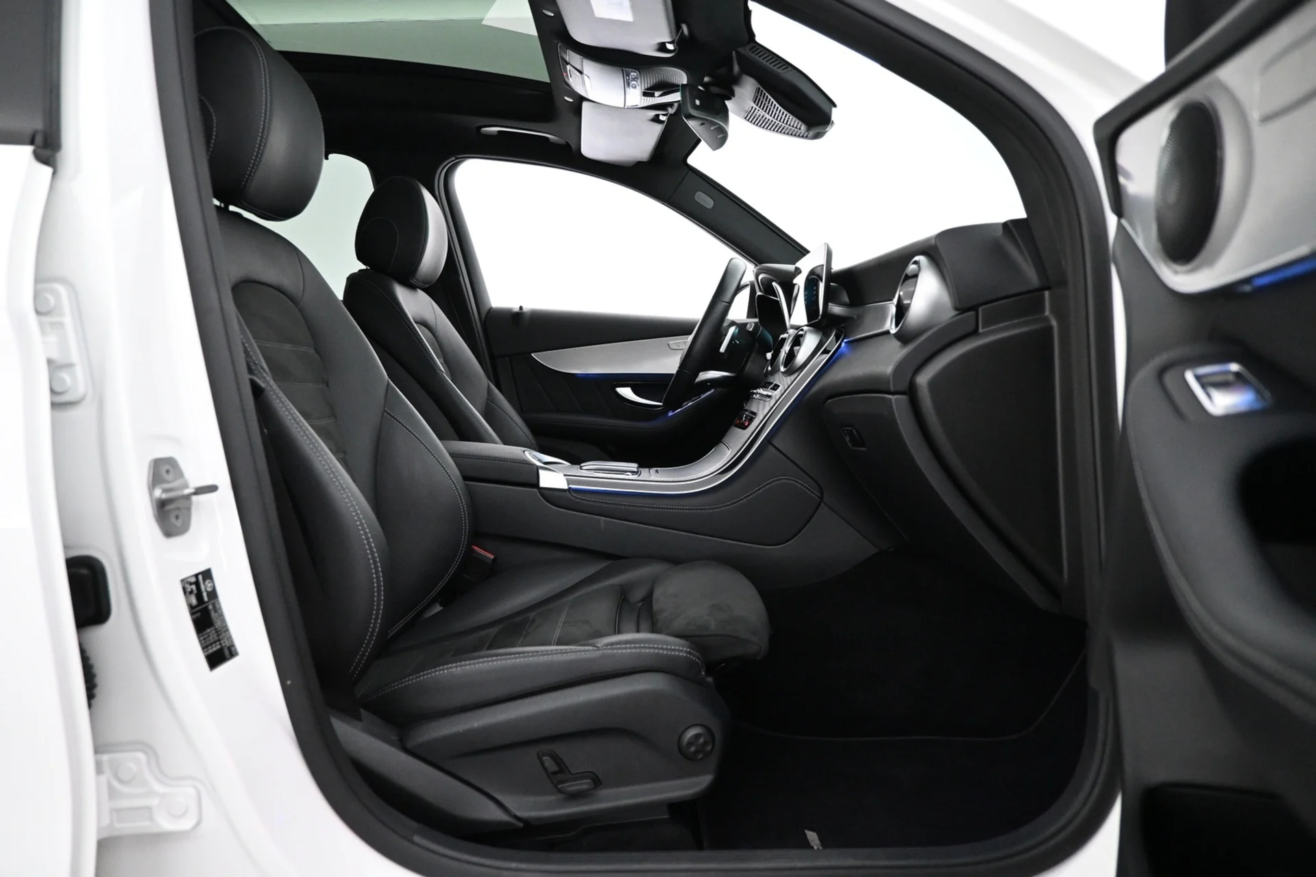 Car Image - 2yZABJC26y1MSVnxplToZ7