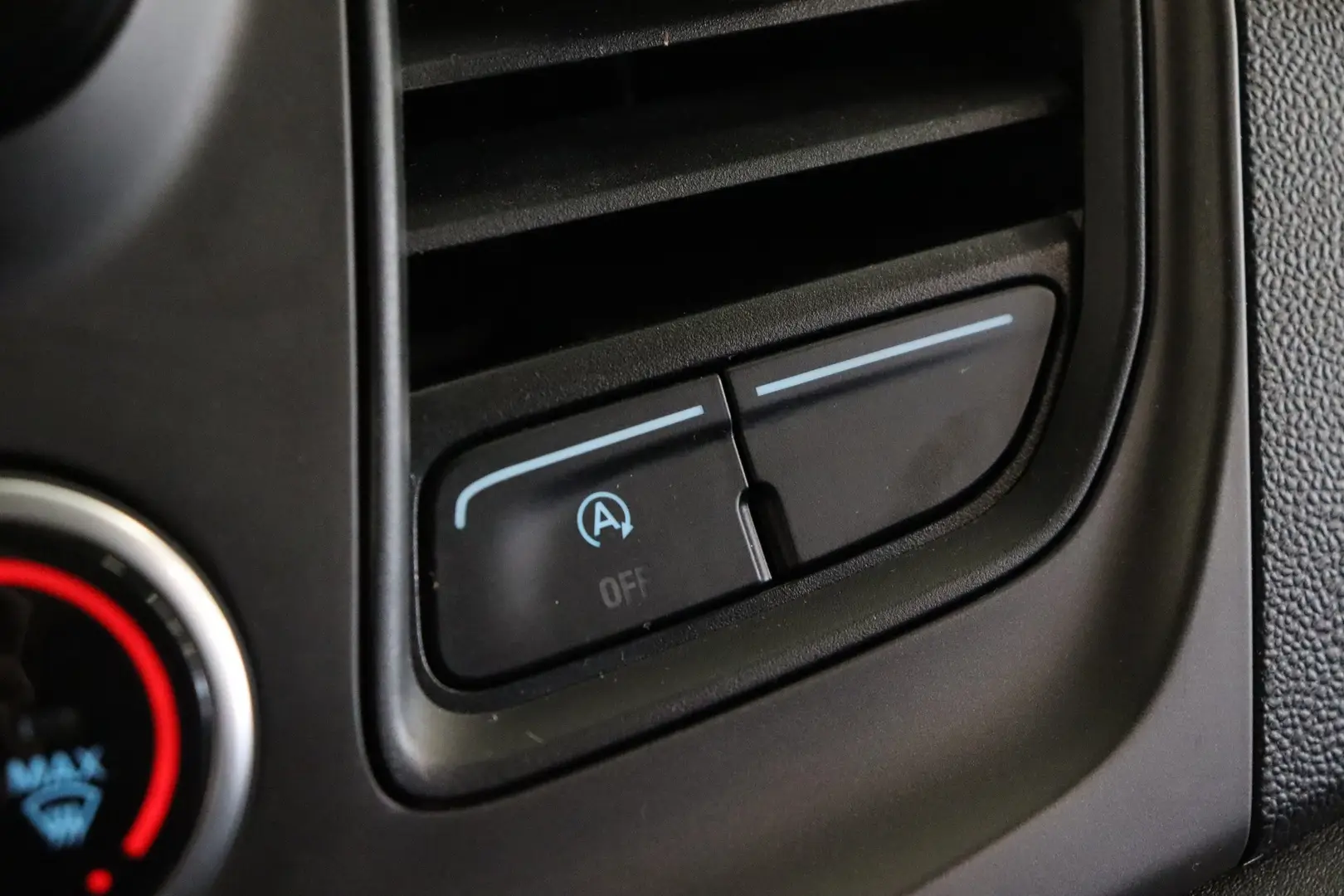 Car Image - 5P5tDsxSnjLXmmbScIv4Lg