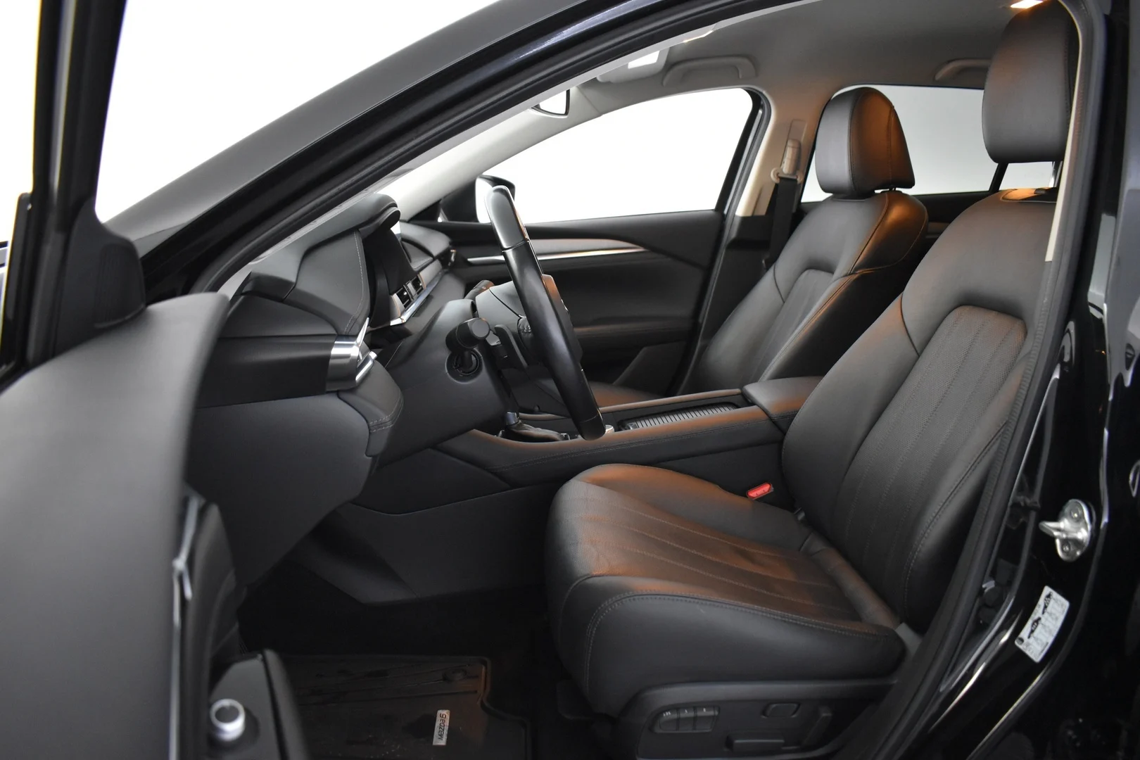 Car Image - 7tyFHXKC4OcuDqEptHi0Z7