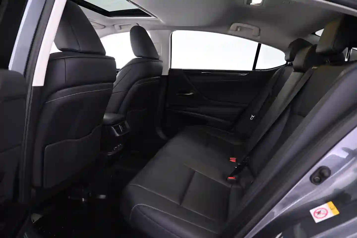 Car Image - iDVTGOn2b5sG4IIegPqFf