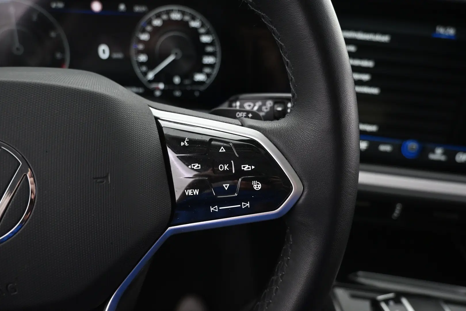 Car Image - 5IUb6rdutDkBEK2sGv5Fec
