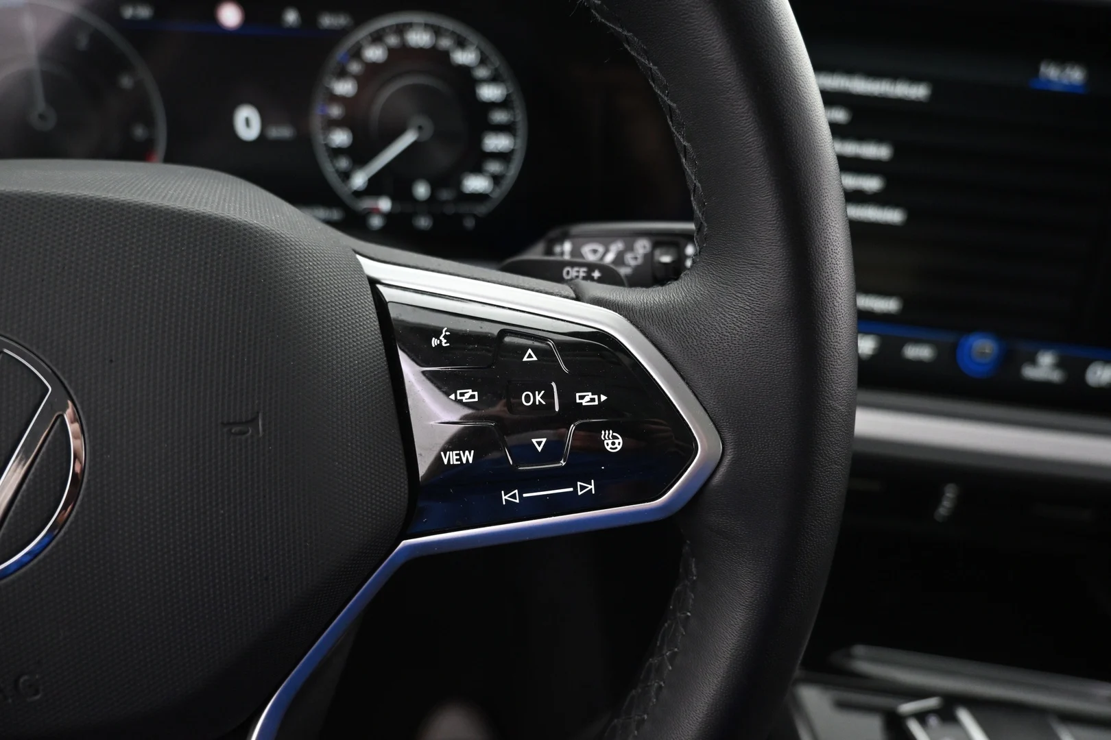 Car Image - 5IUb6rdutDkBEK2sGv5Fec