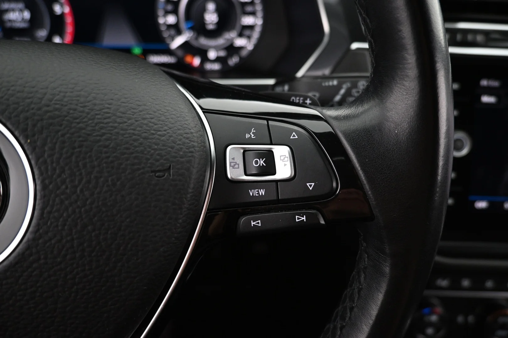 Car Image - 5c9vlWUNsqZvrsiSQ7G3Yj