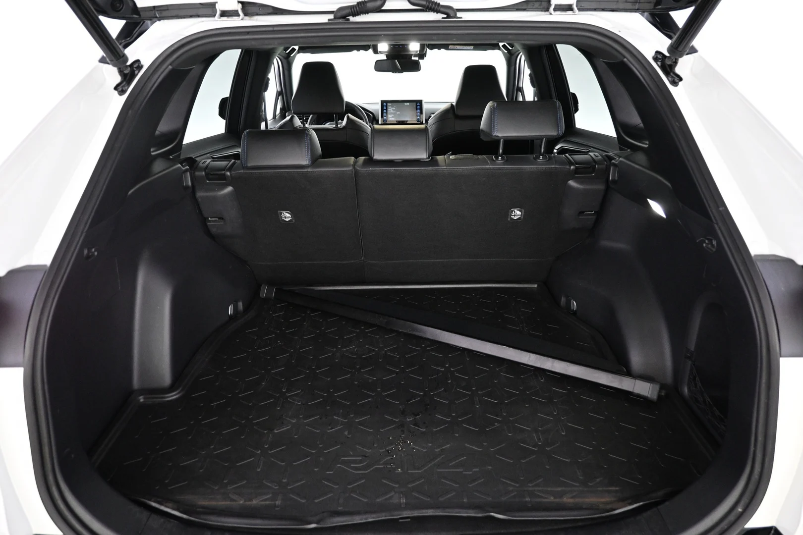 Car Image - 5rki8gMukpOOveBlMHOIK0