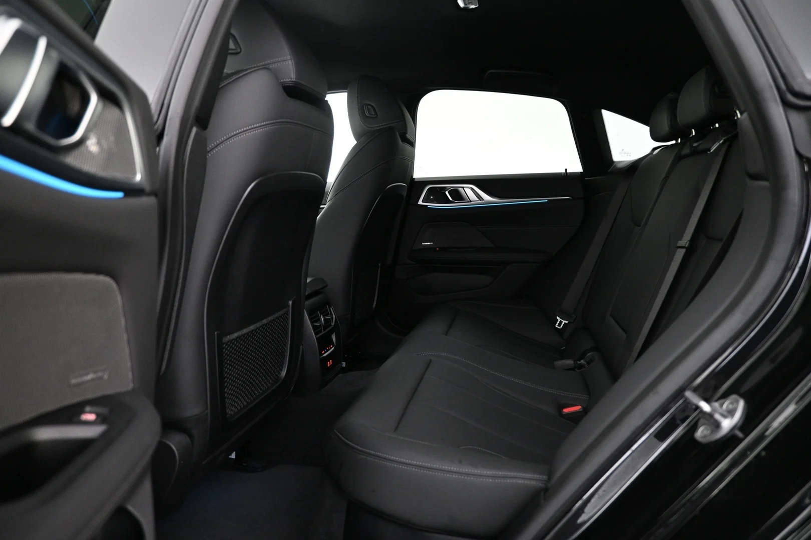 Car Image - 3ZIZhBnvFbyZVKgwyTiIYo