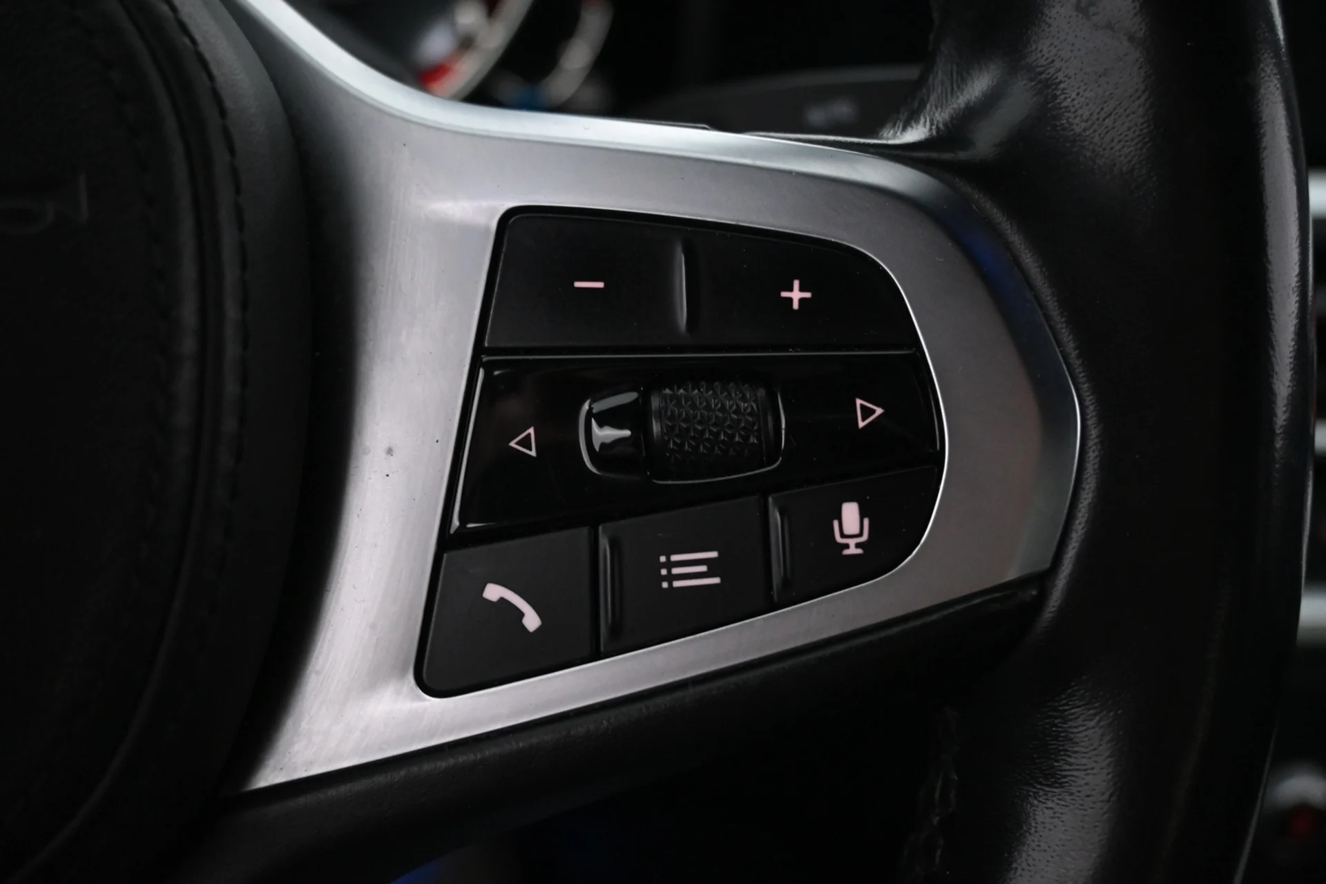 Car Image - 2f12cW4Nx5YHj1pMw3jhgX