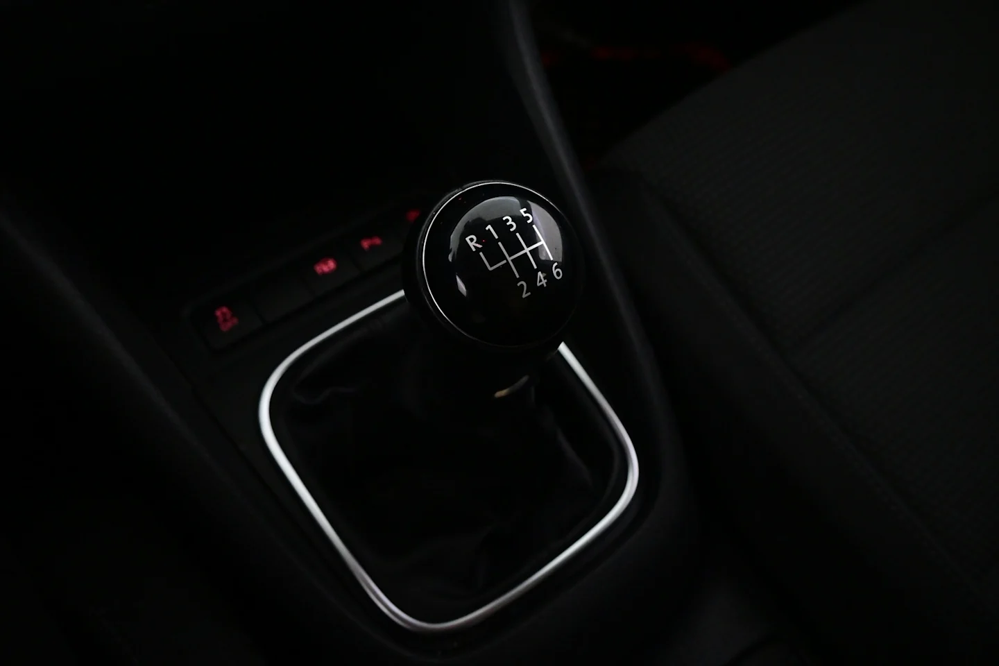 Car Image - HPLOmBcVImYhiydXpxRS5