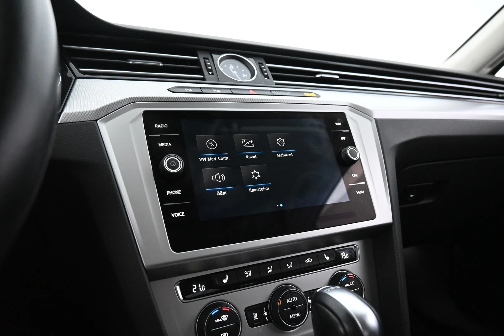 Car Image - 1WRe81Snju16JBDx9x4H1F