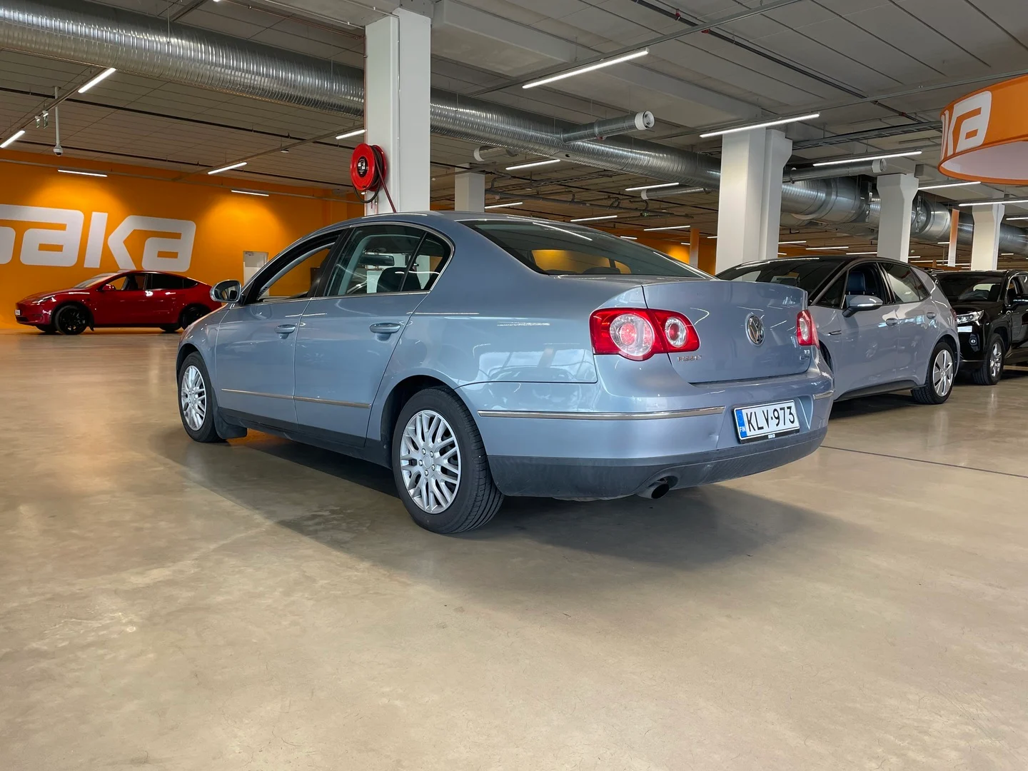 Car Image - 4ngzmHLN1YfmHfrgSdkN3l