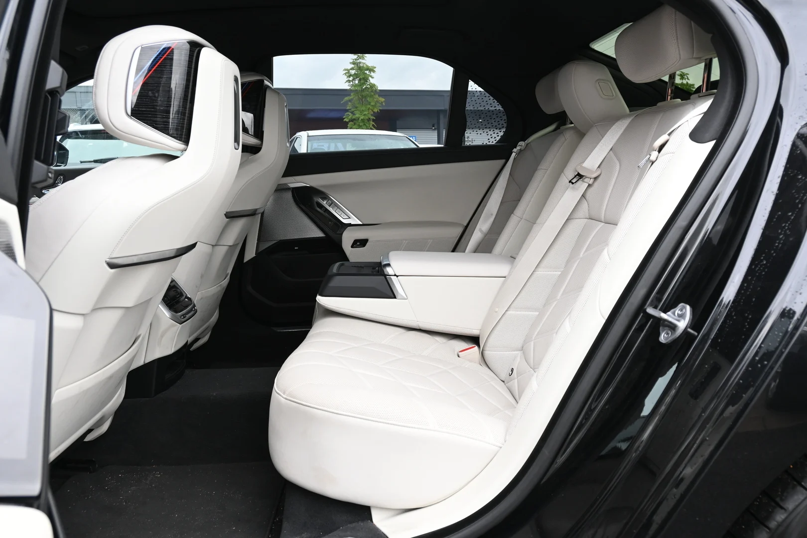 Car Image - 659xs0NGf2ZYKgDZGW3cQJ