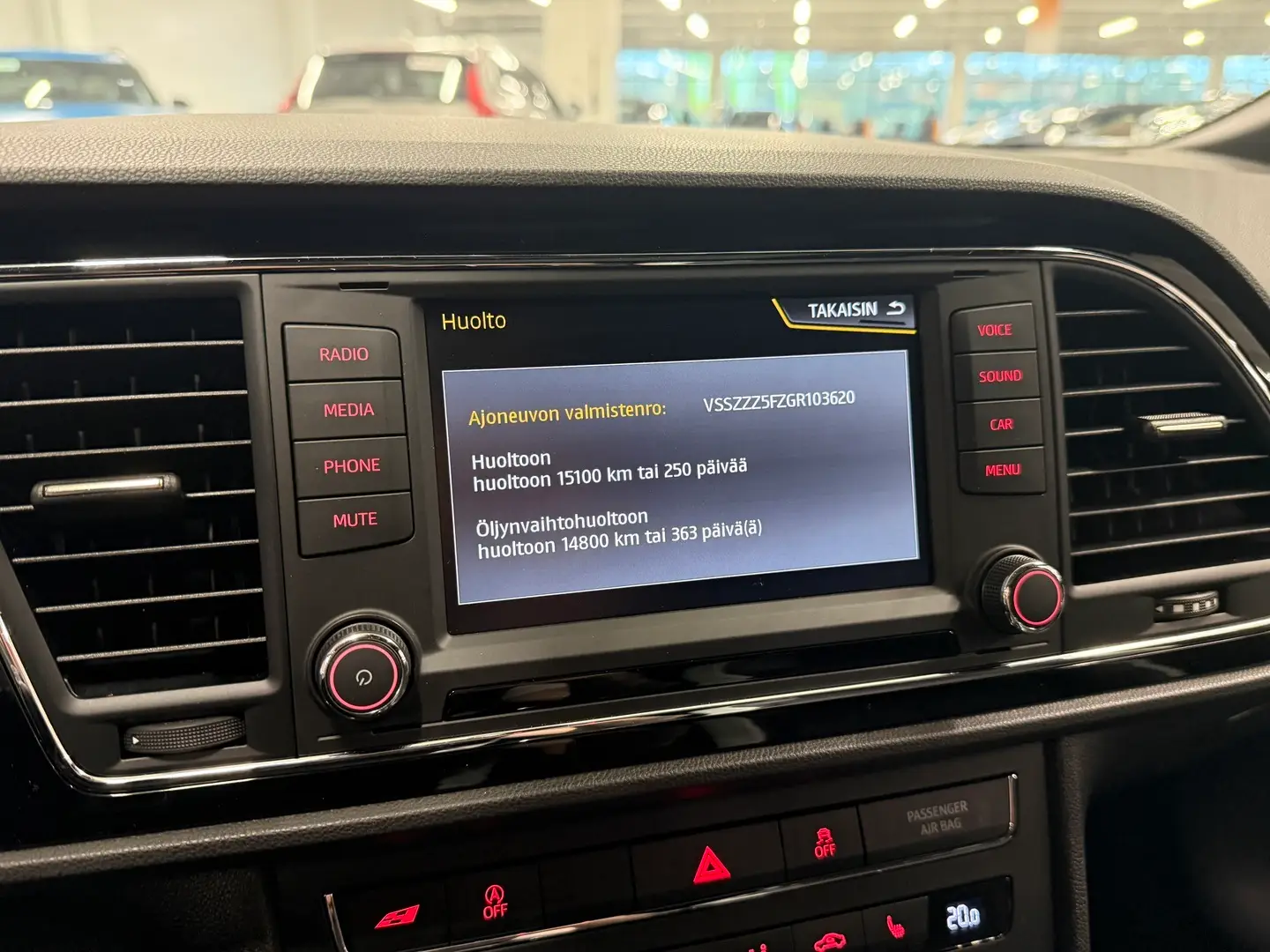 Car Image - 7MIFnxDAPekjhOOh2ppQNT