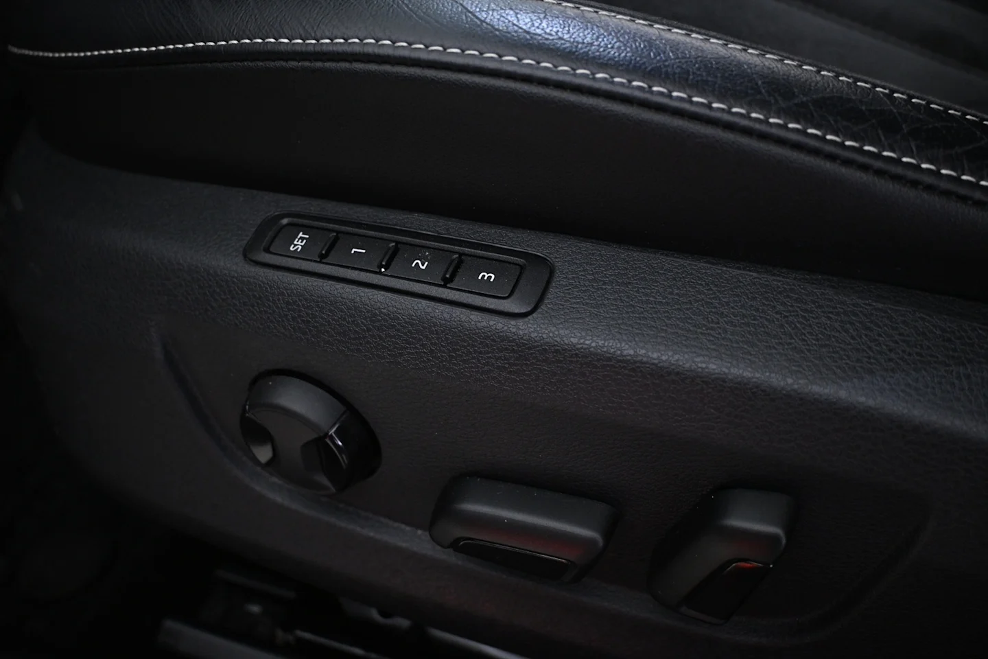 Car Image - 2TzoDDepdSEvhNu4G6Zbce