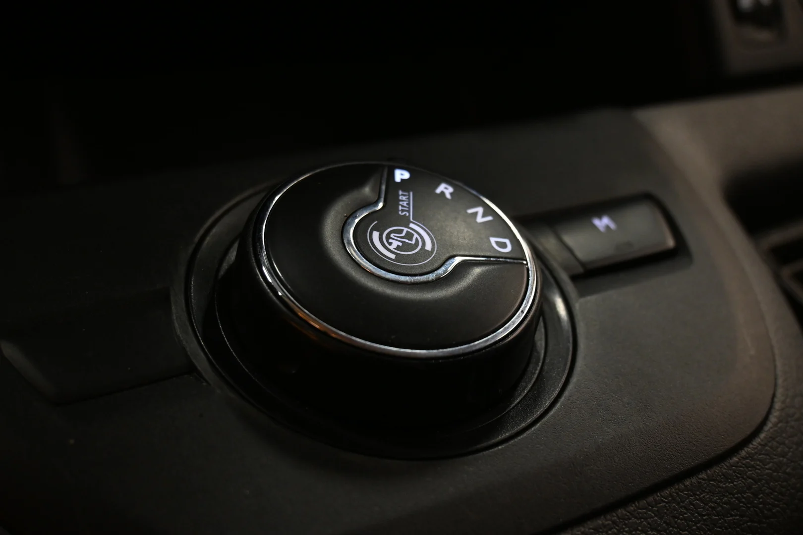 Car Image - 5CTrdCOByFZr9kVaoidIZM