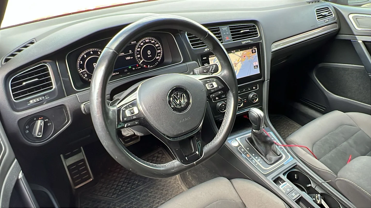 Car Image - 3ESnUwdMVgnO9mYlT9yH79