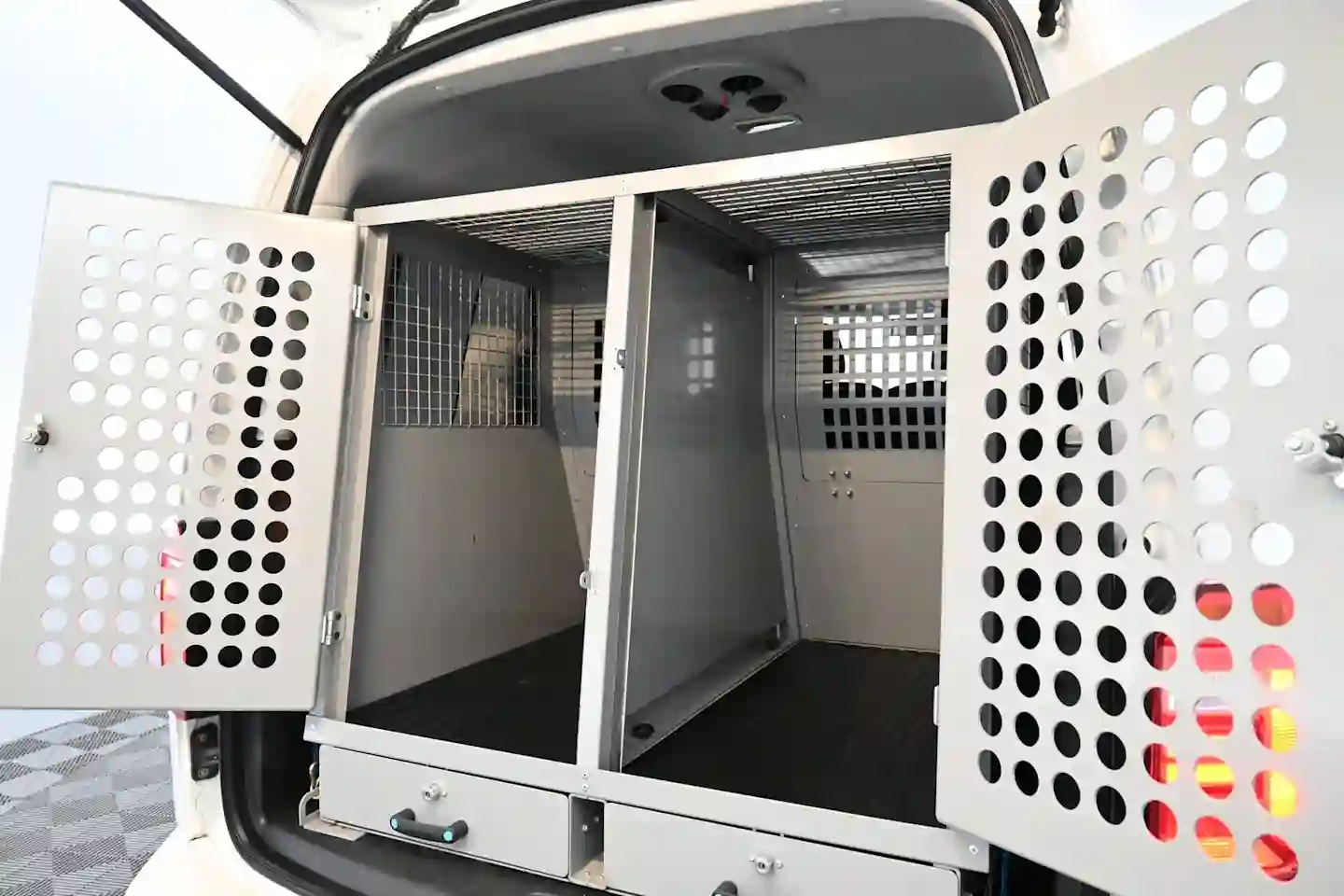 Car Image - xyHC99rVNSlA63O3oHUn2