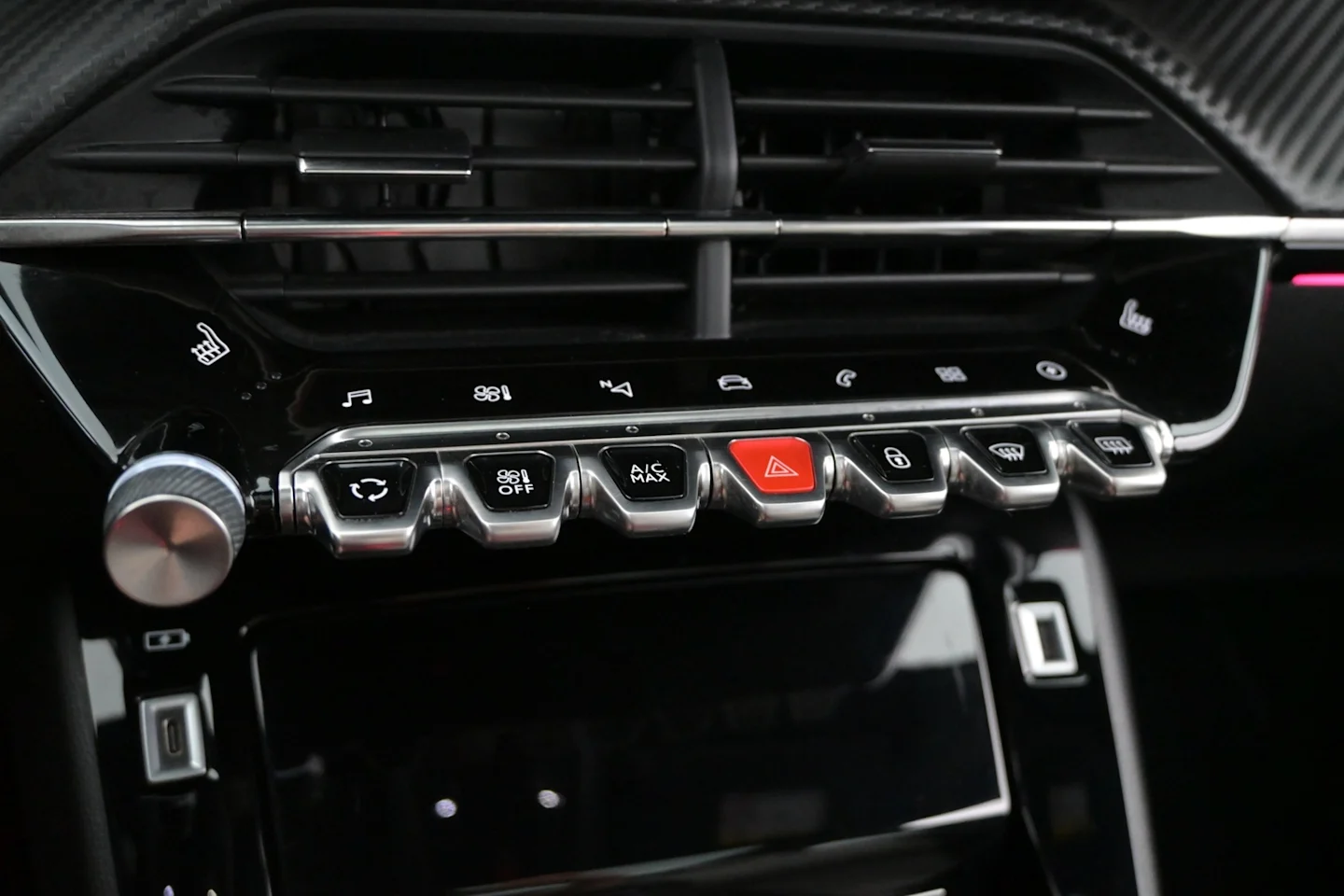 Car Image - 1zSJy58Lfgi7GRnhNiVRAU