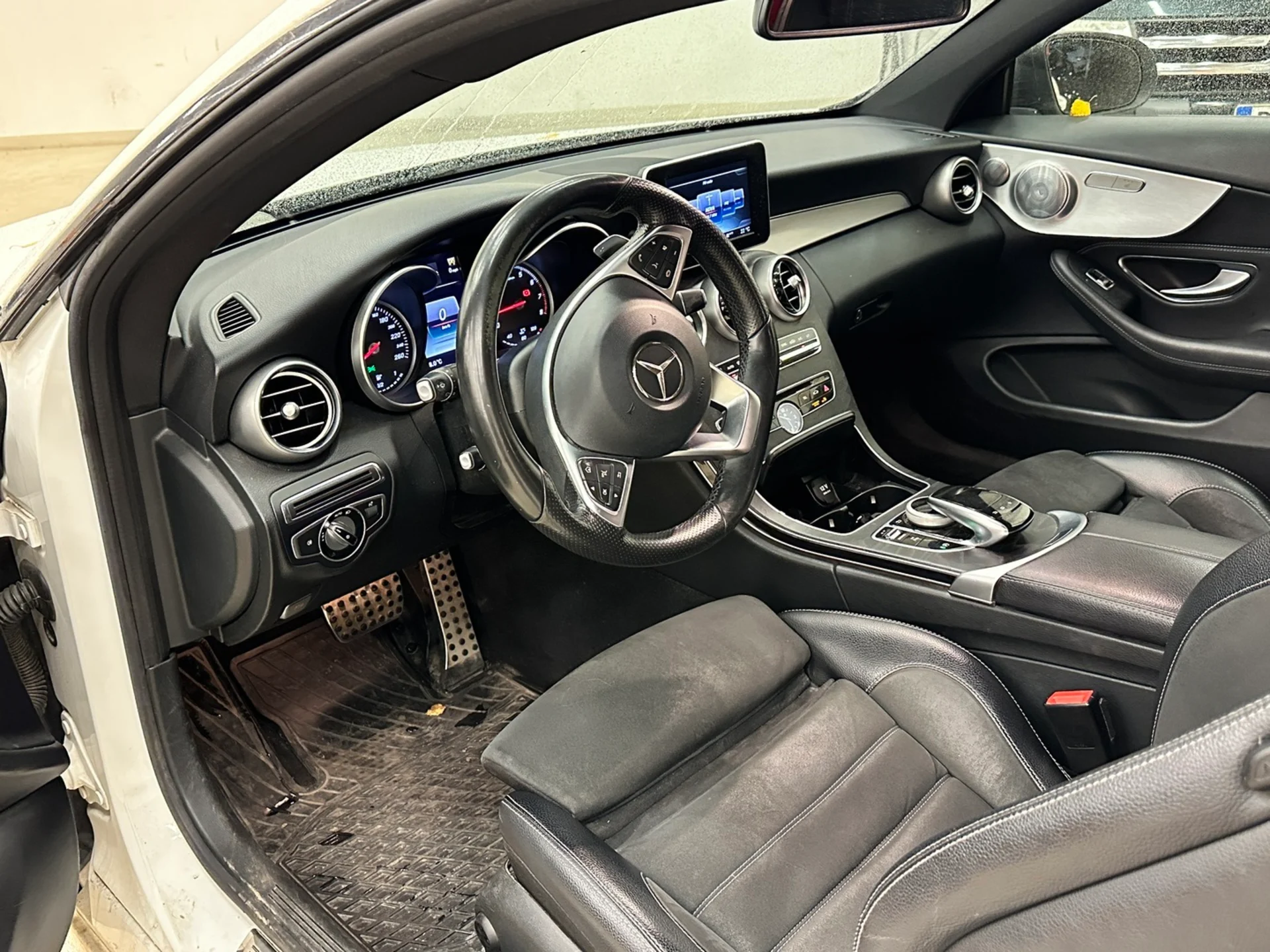 Car Image - 25ABLCIUWZSNQr7uOtkyCb