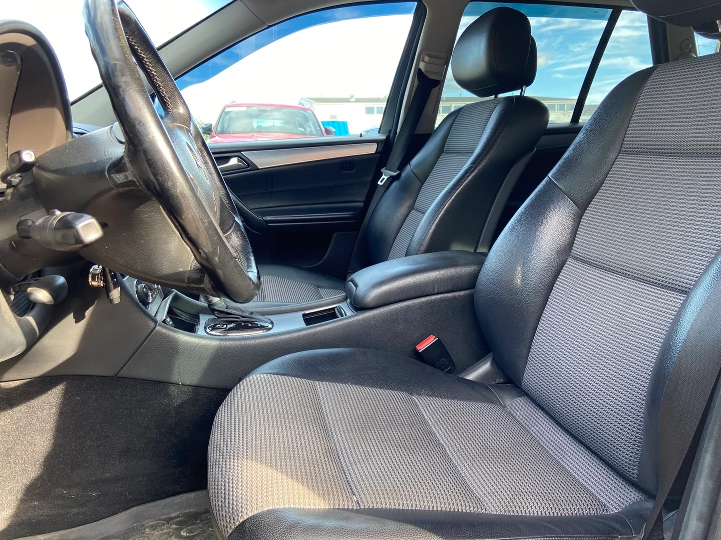 Car Image - 2vAexV54EsJHqy7Ius0cvt