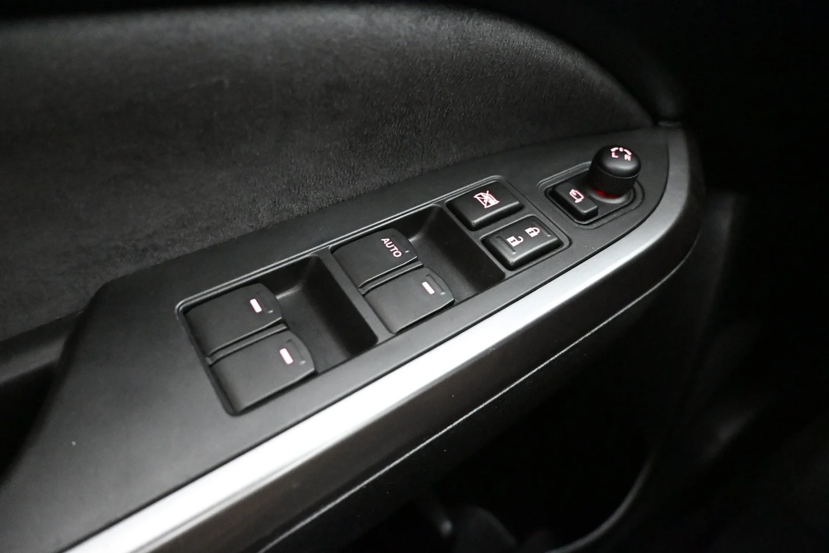 Car Image - 36Tnu4t9waHkZziGFEPBYq