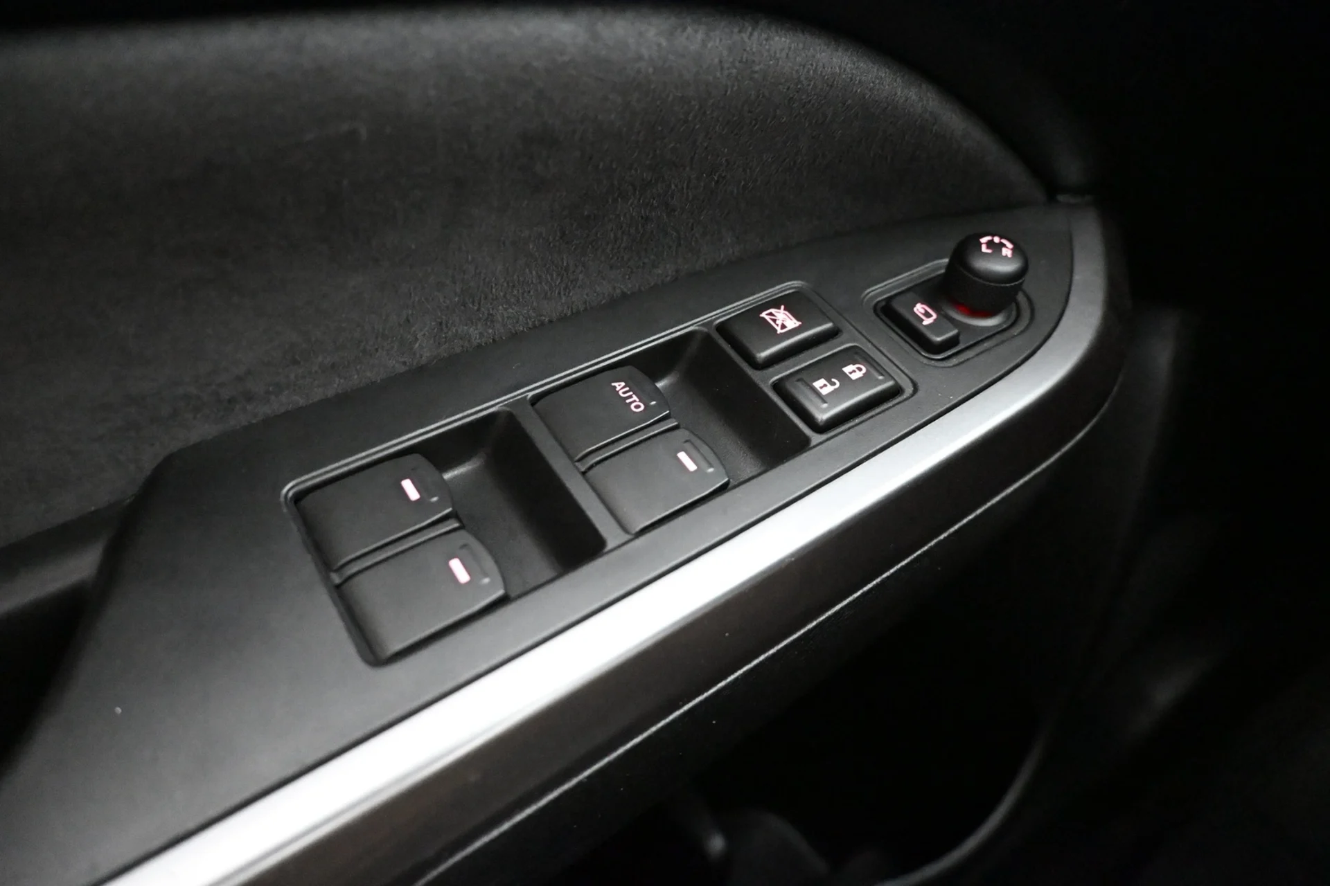 Car Image - 36Tnu4t9waHkZziGFEPBYq