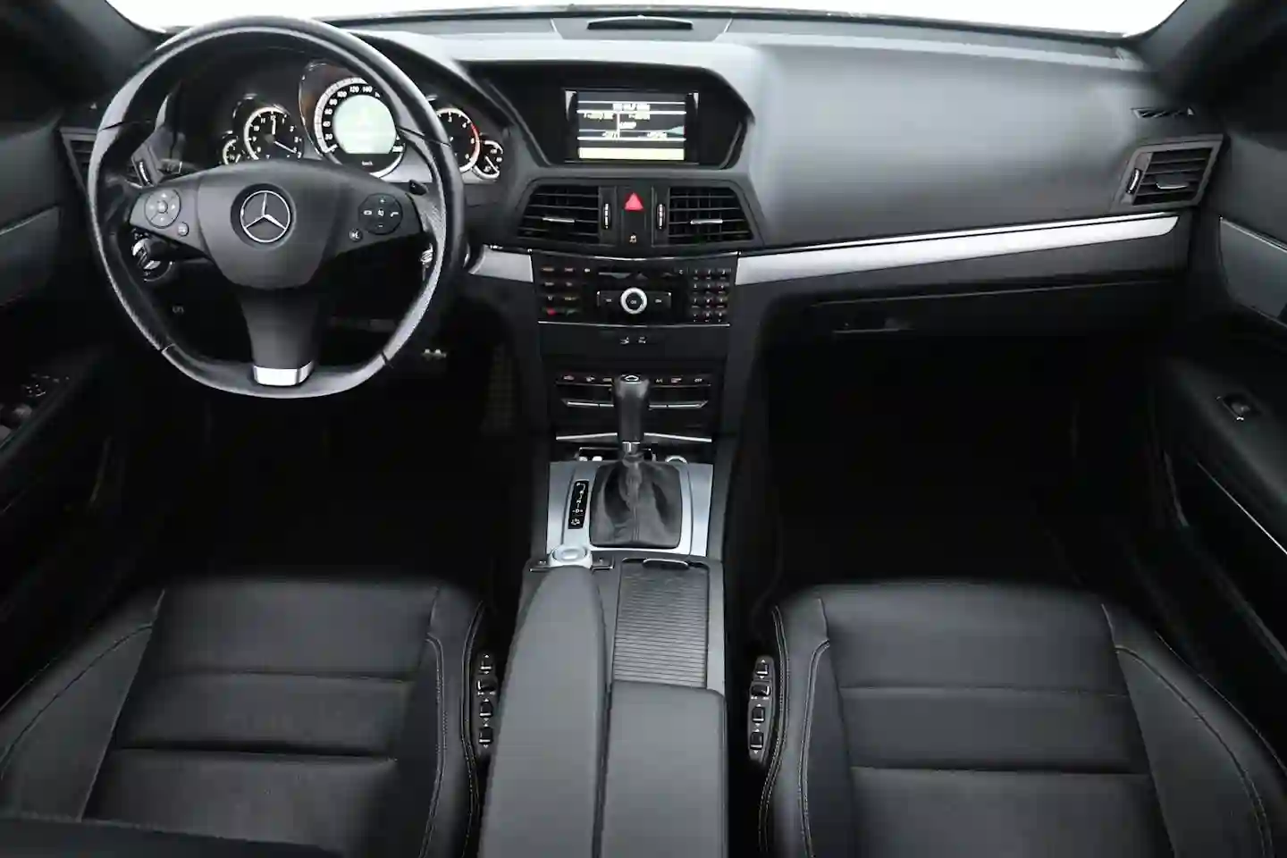 Car Image - eOtrXOnbG3N40wfuXa4ur