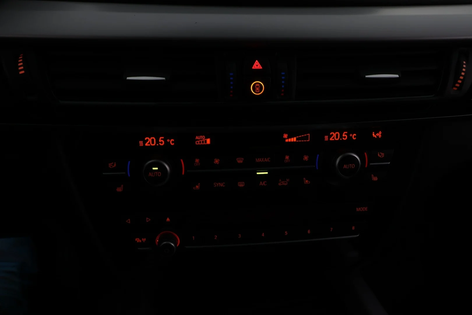 Car Image - 61bNvYVq0zFWkNkkgQVZY