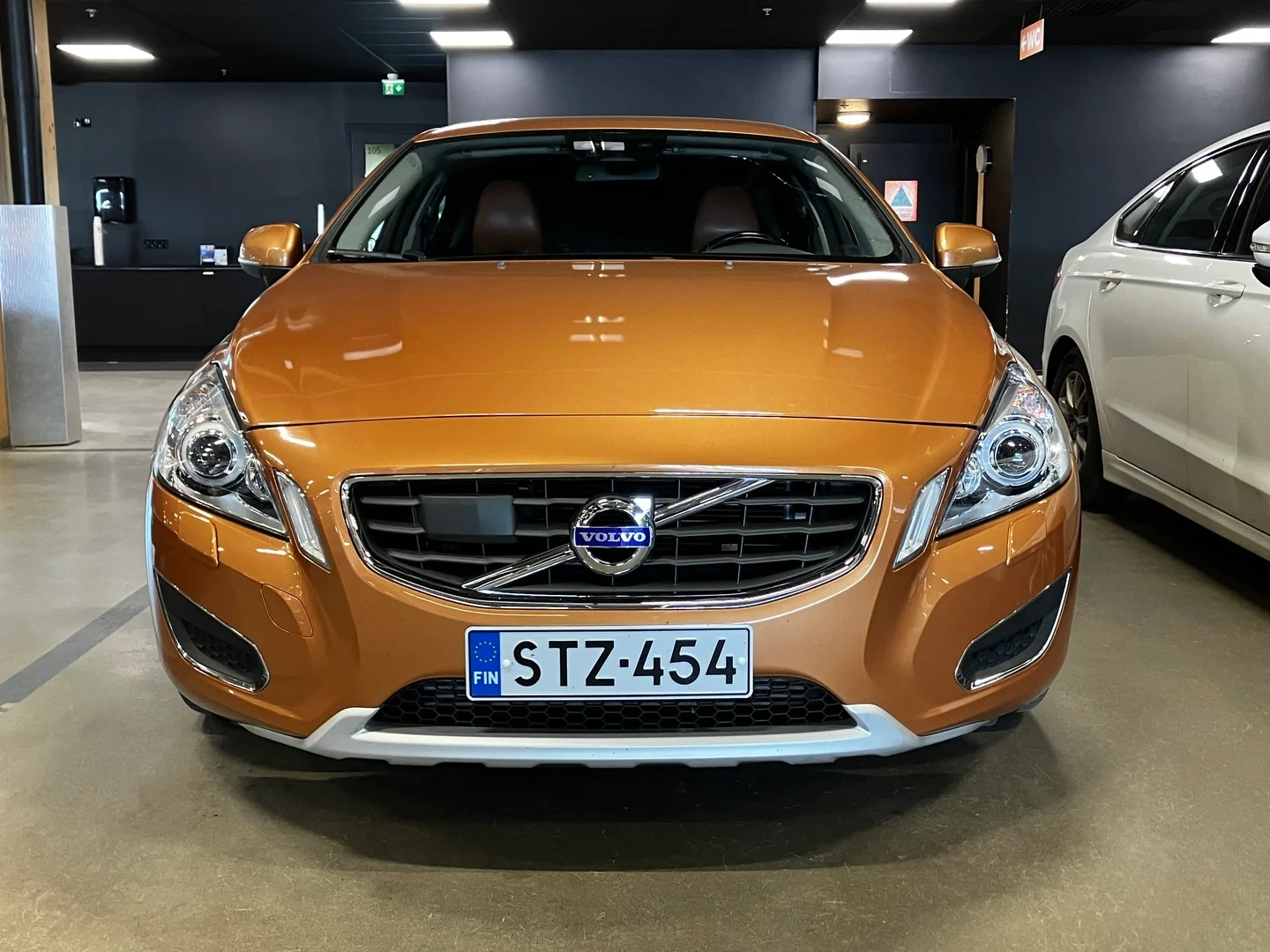 Car Image - 14n8YcFwSfEA20ZAuTgwHX