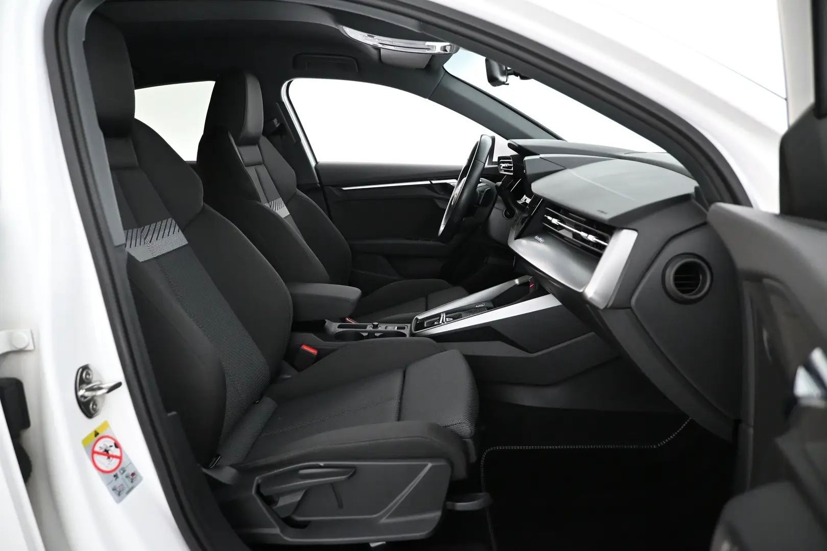Car Image - 5JkbNJsACABs4EvYqbKWEU
