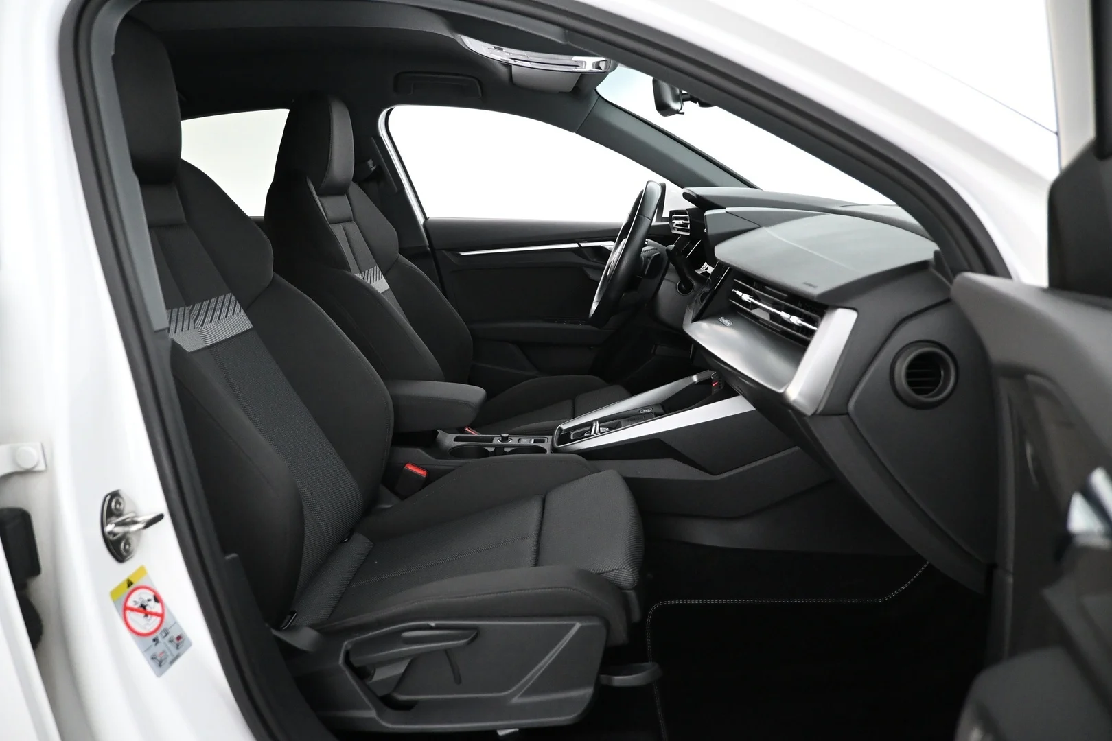 Car Image - 5JkbNJsACABs4EvYqbKWEU
