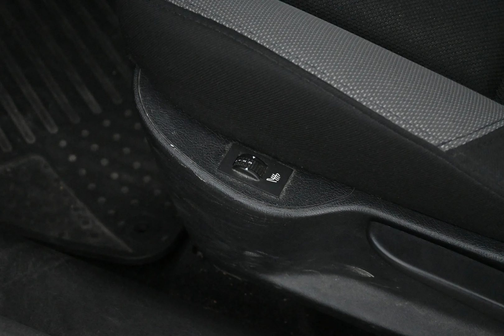 Car Image - 4OjZmku086zZ9V88CRfGC0