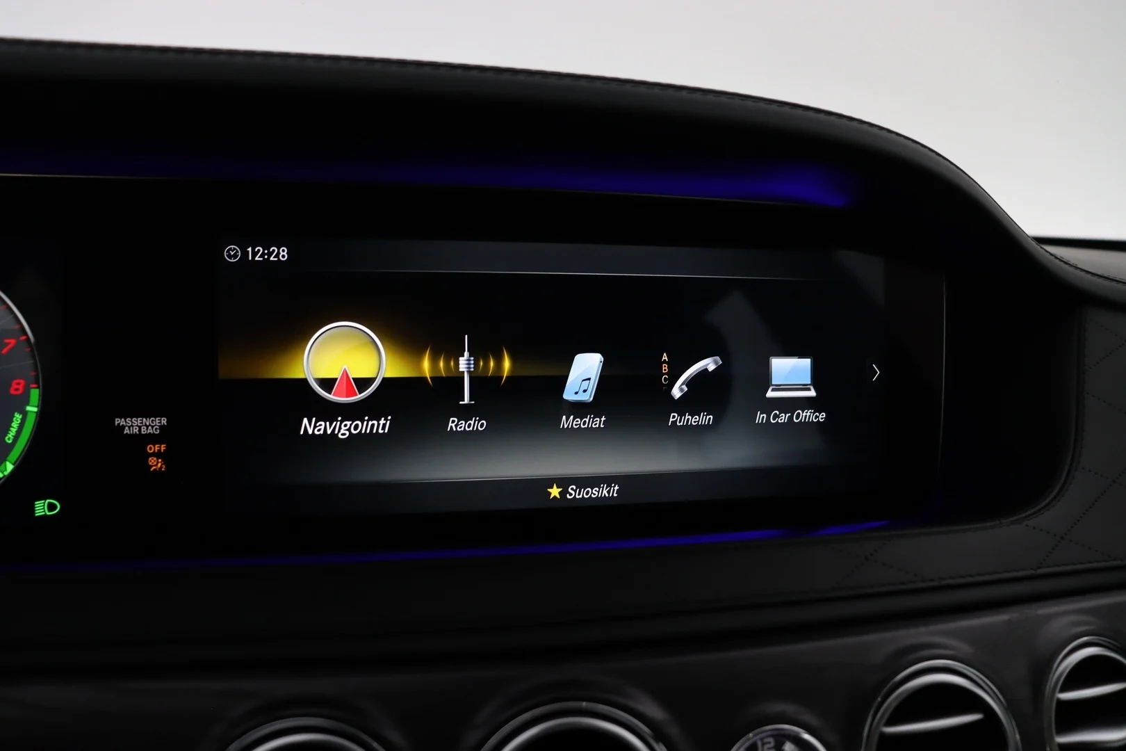 Car Image - 5ZtSy8WMqW77ZmZTo8I6K9