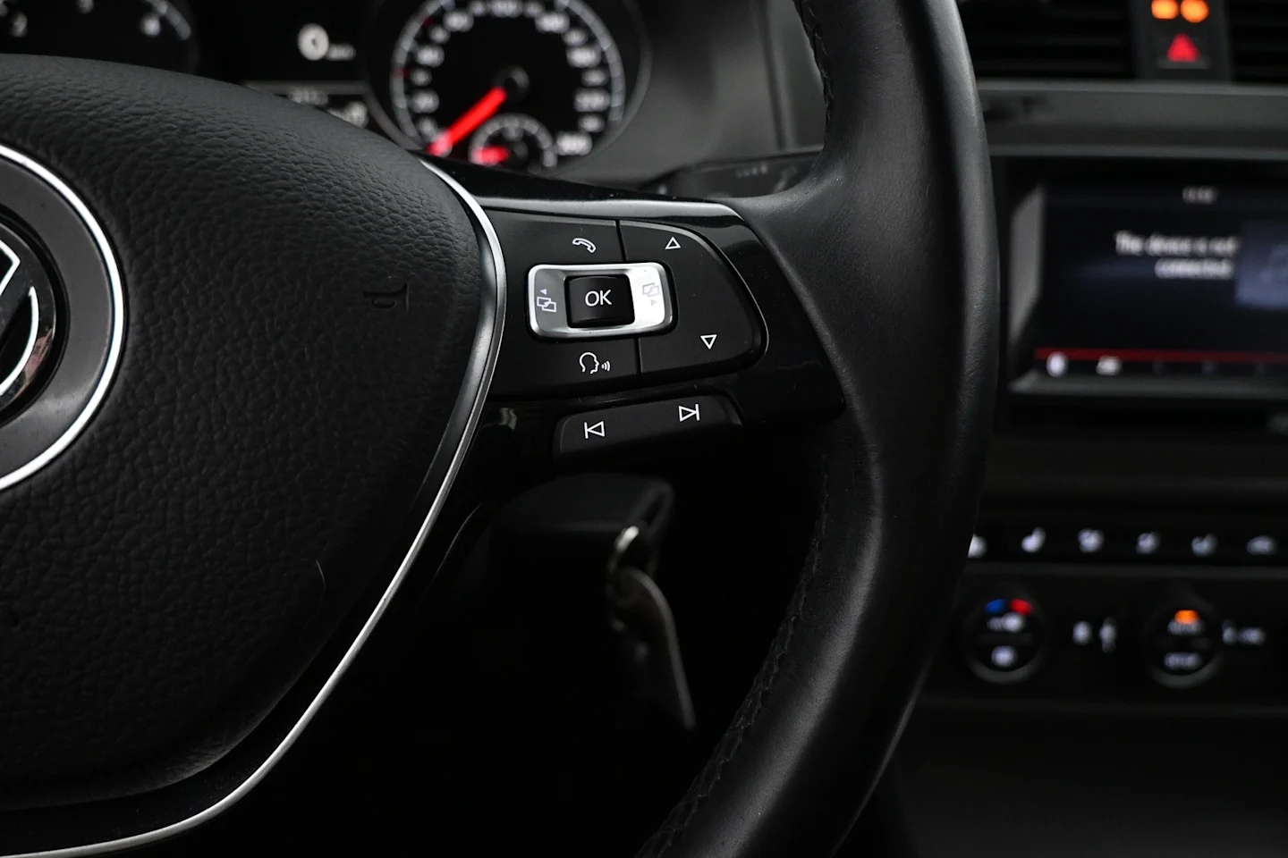 Car Image - 2W0RMaahkwSesi1YlWqHFZ
