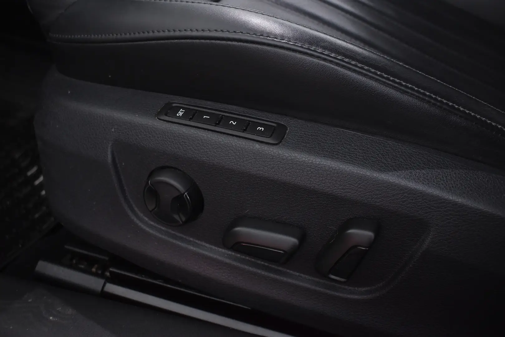 Car Image - 3JhRdjVS79ZMjvUTQVJLTy